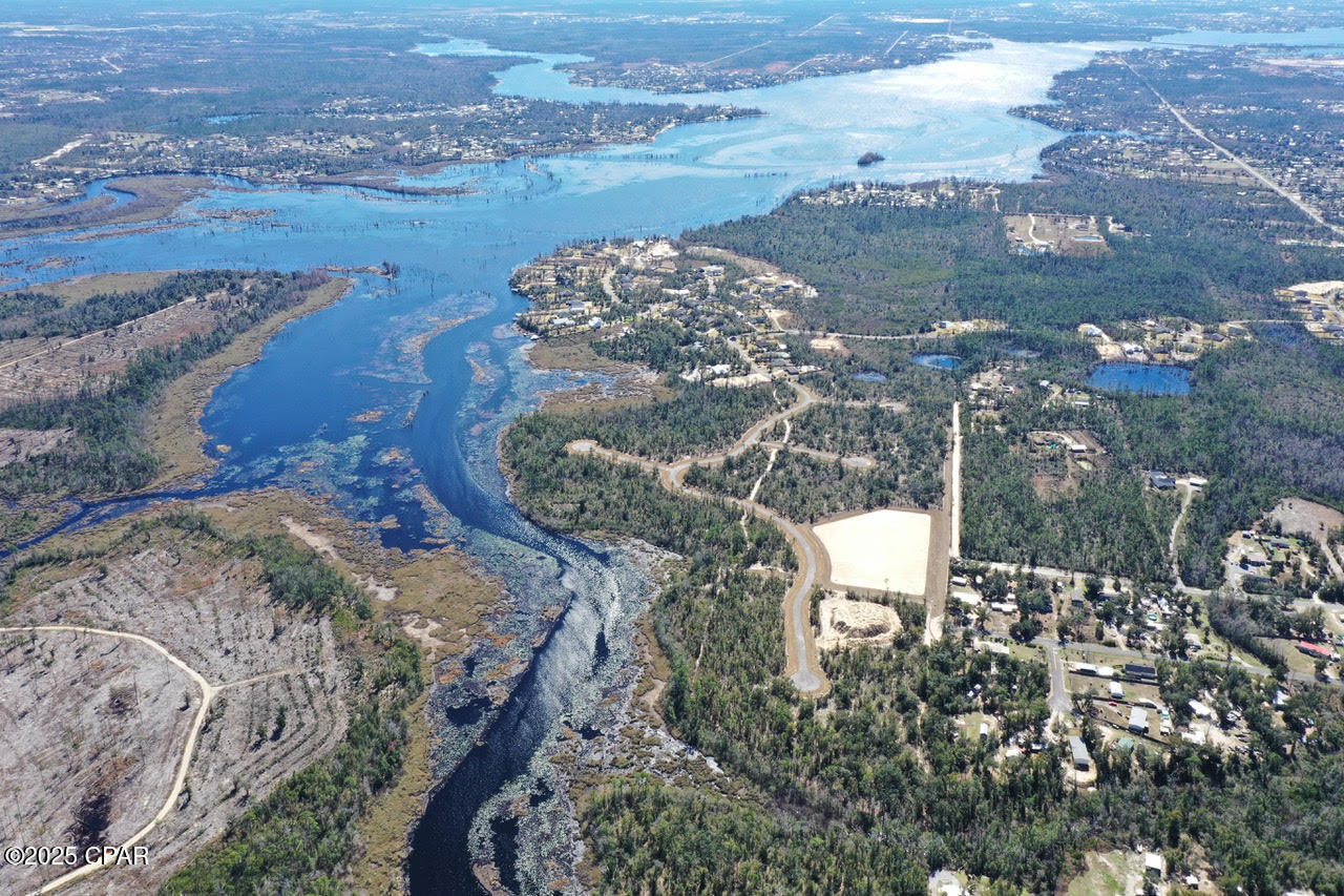 Cedar Creek At Deerpoint Lake - Land