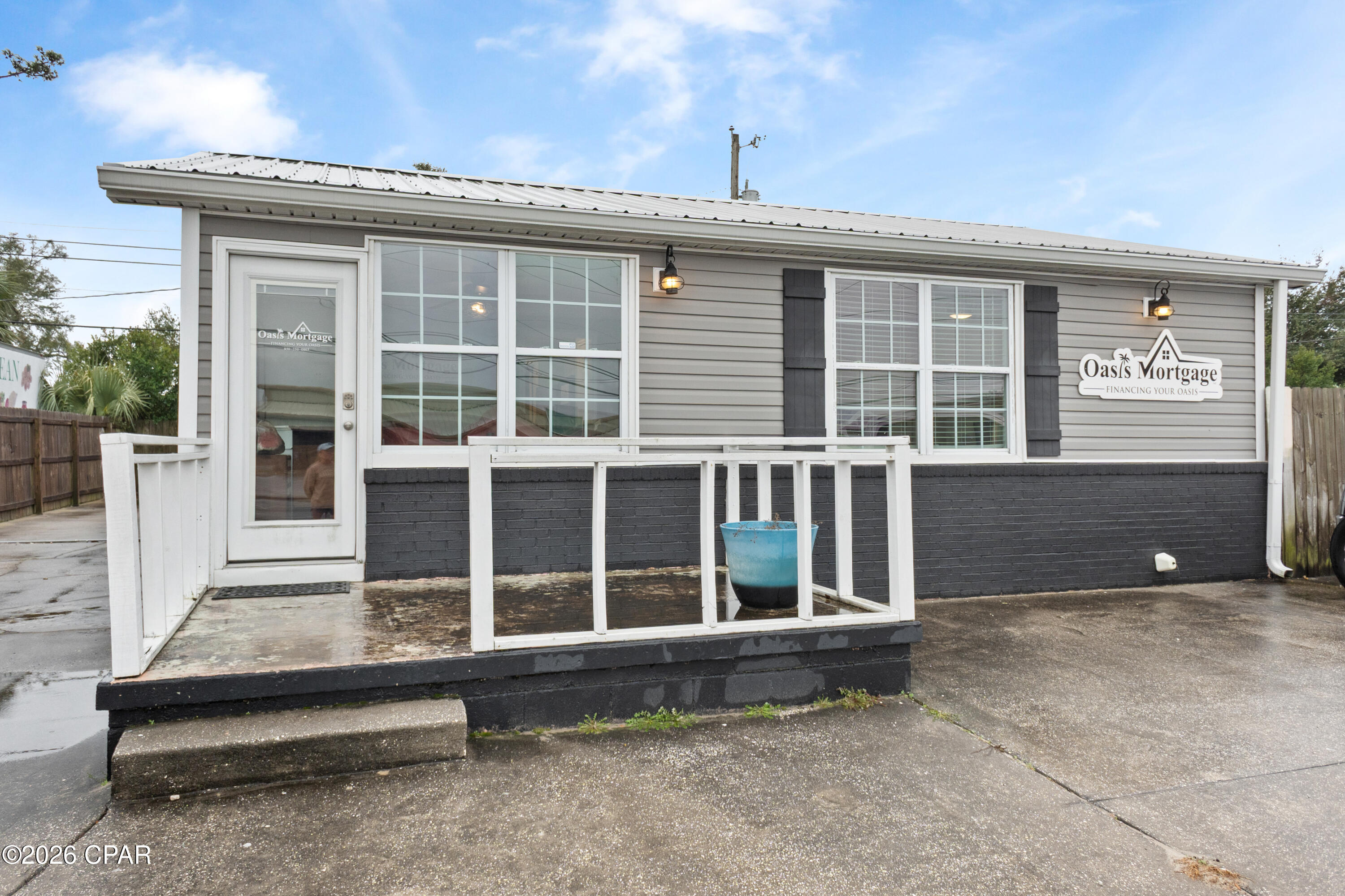 Drummond Park 1st Add - Commercial Sale