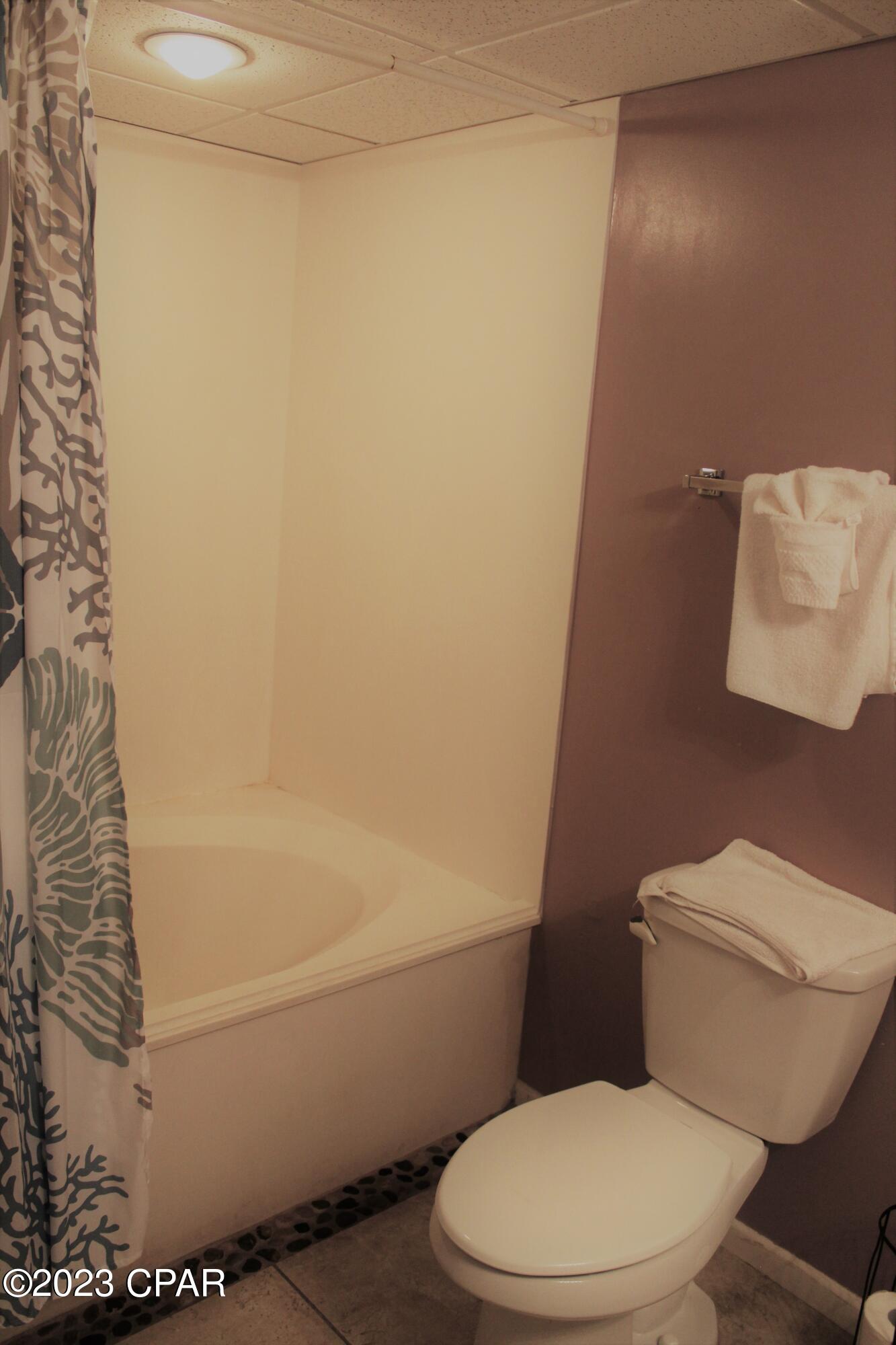 Long Beach Towers I - Residential