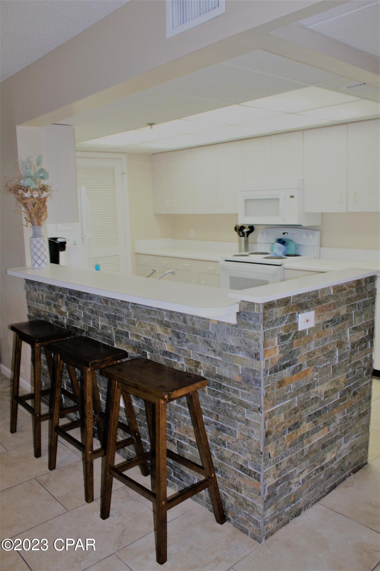 Long Beach Towers I - Residential