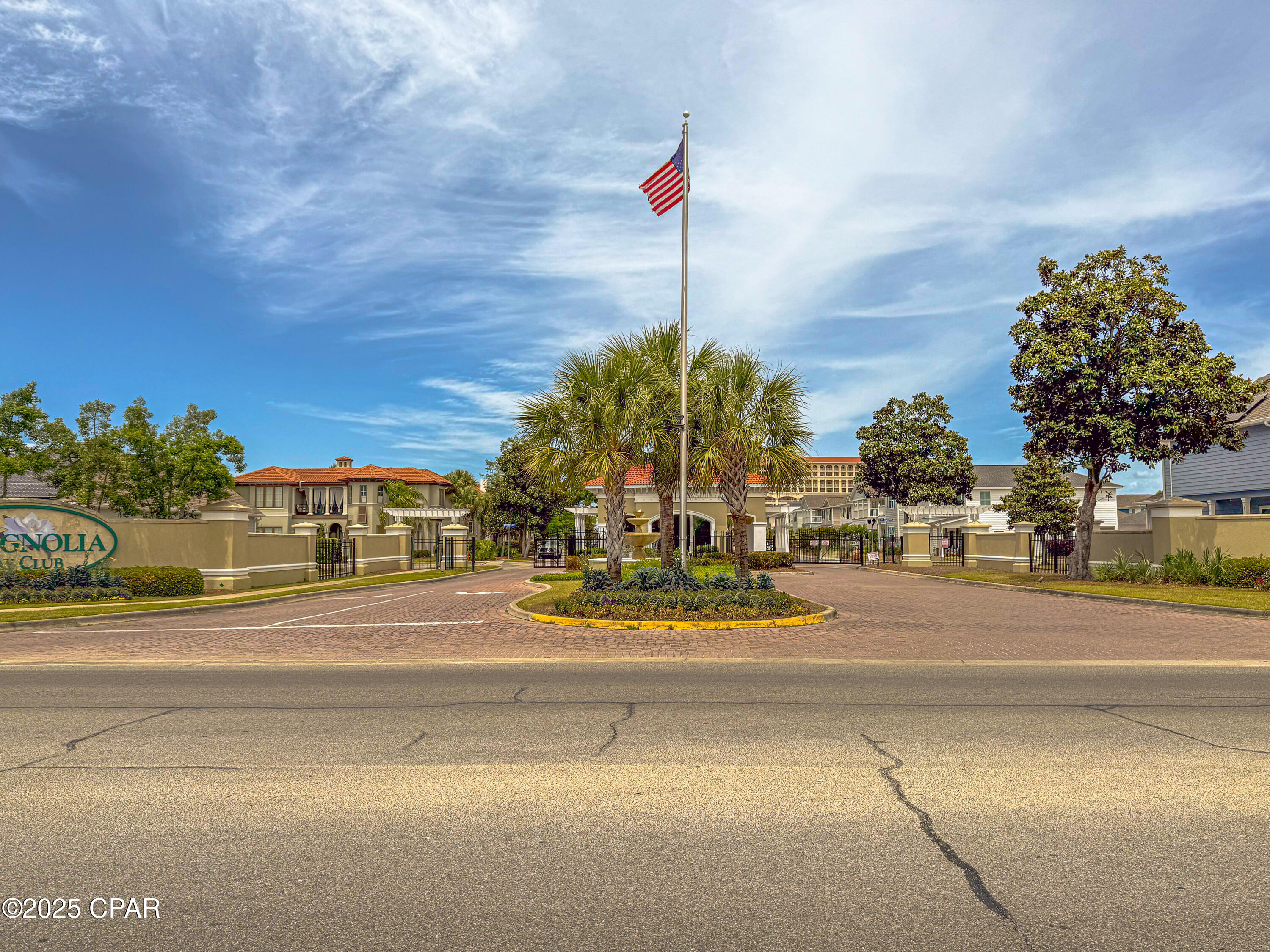 Magnolia Bay Club - Residential