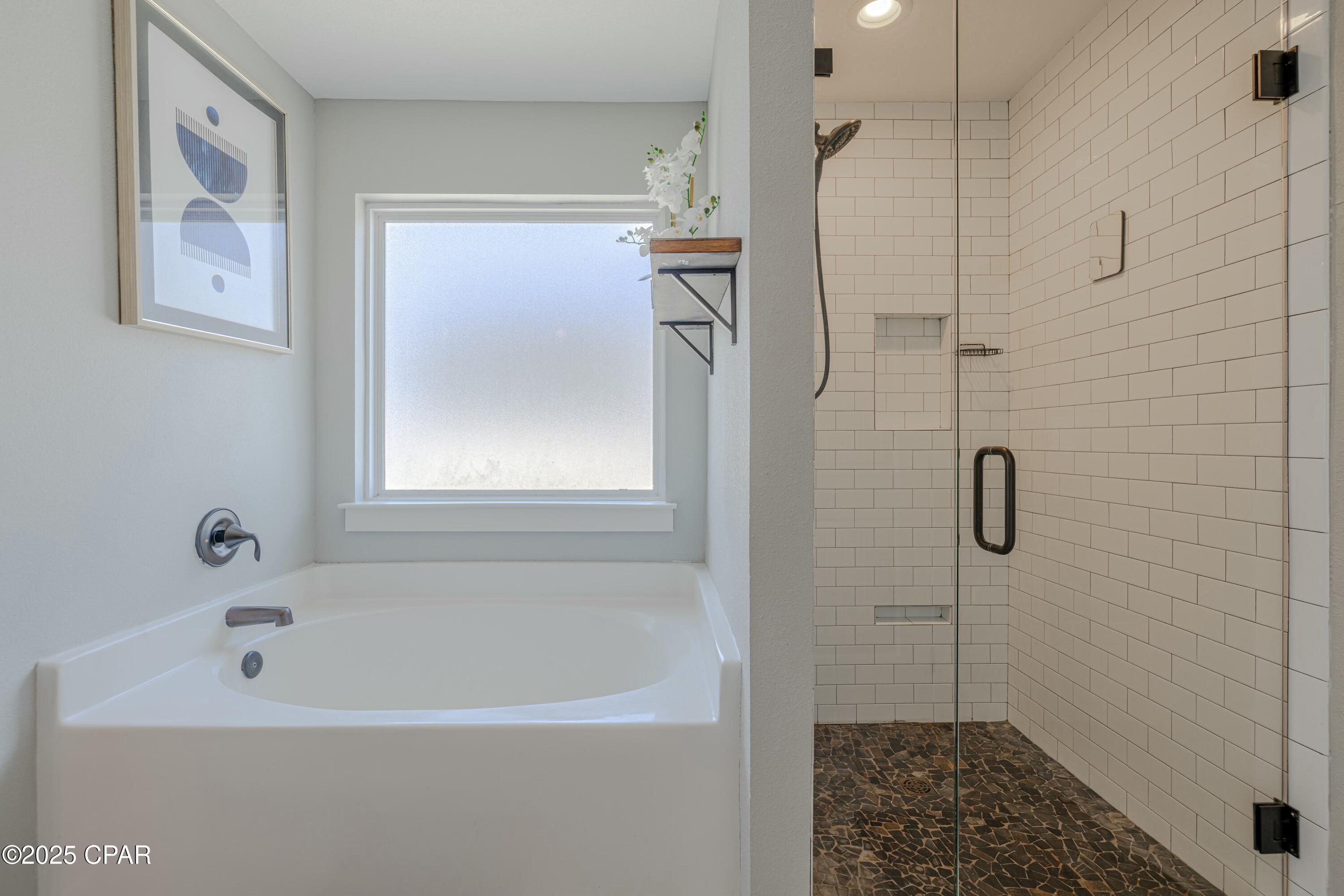 Magnolia Bay Club - Residential