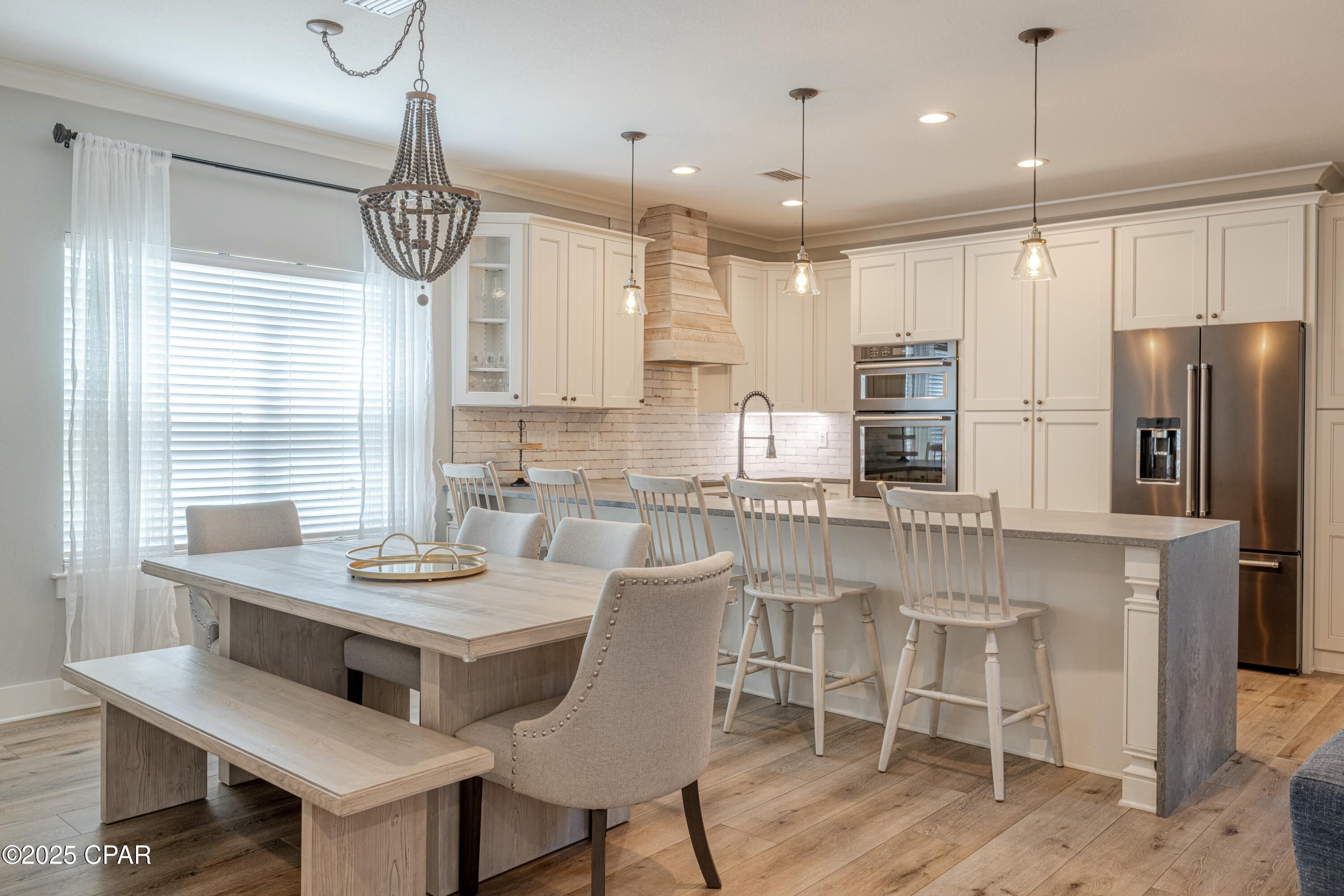 Magnolia Bay Club - Residential