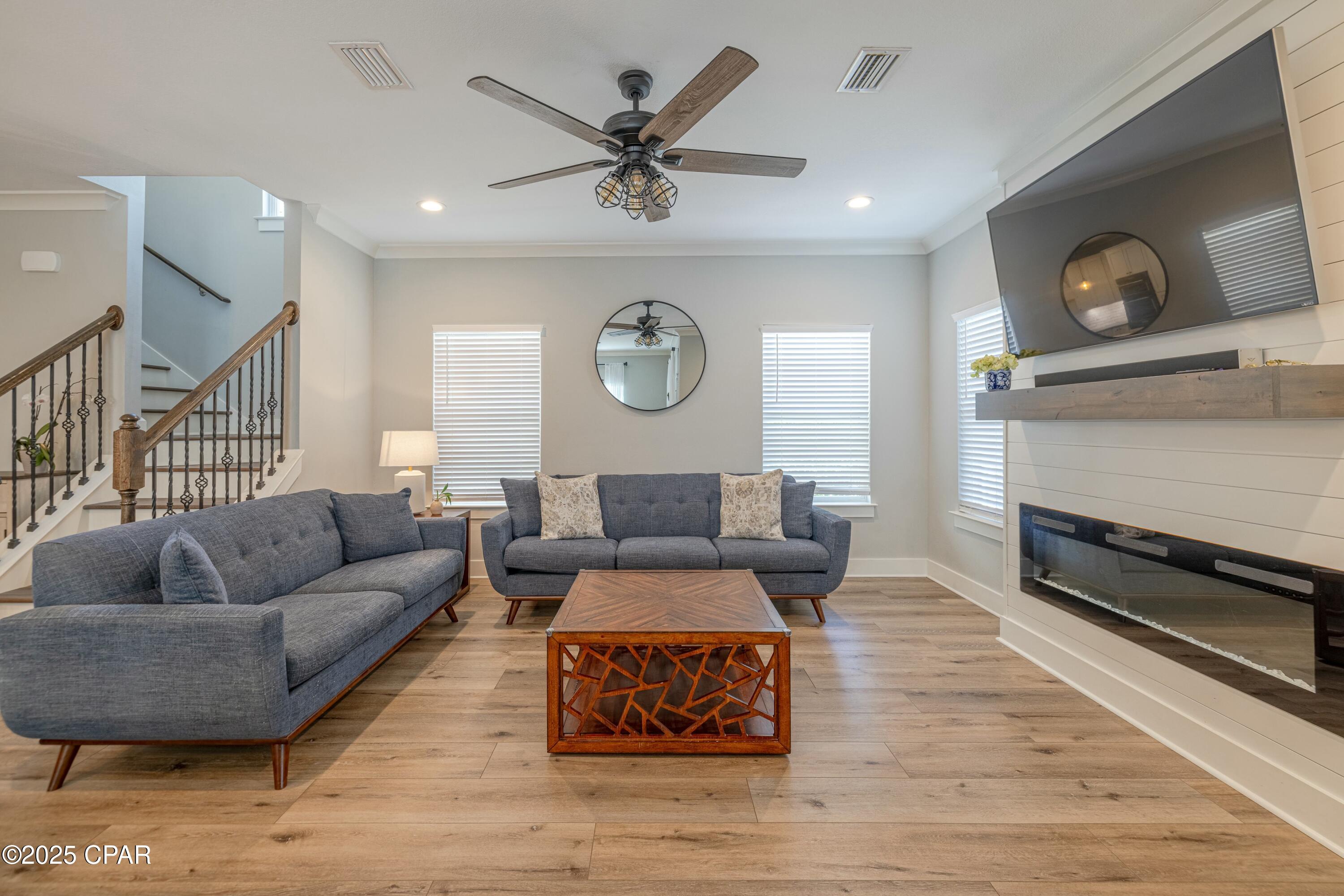 Magnolia Bay Club - Residential