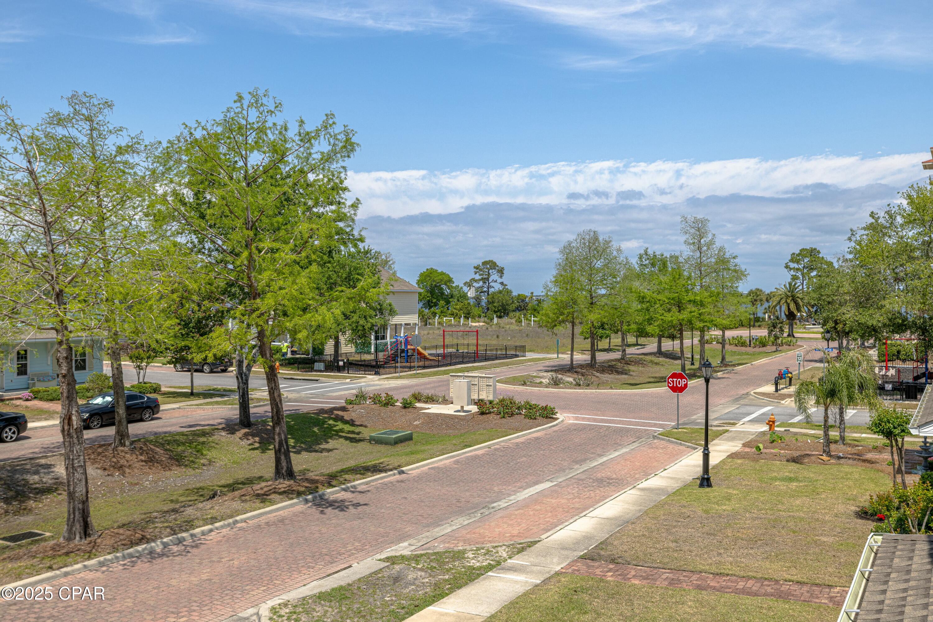 Magnolia Bay Club - Residential