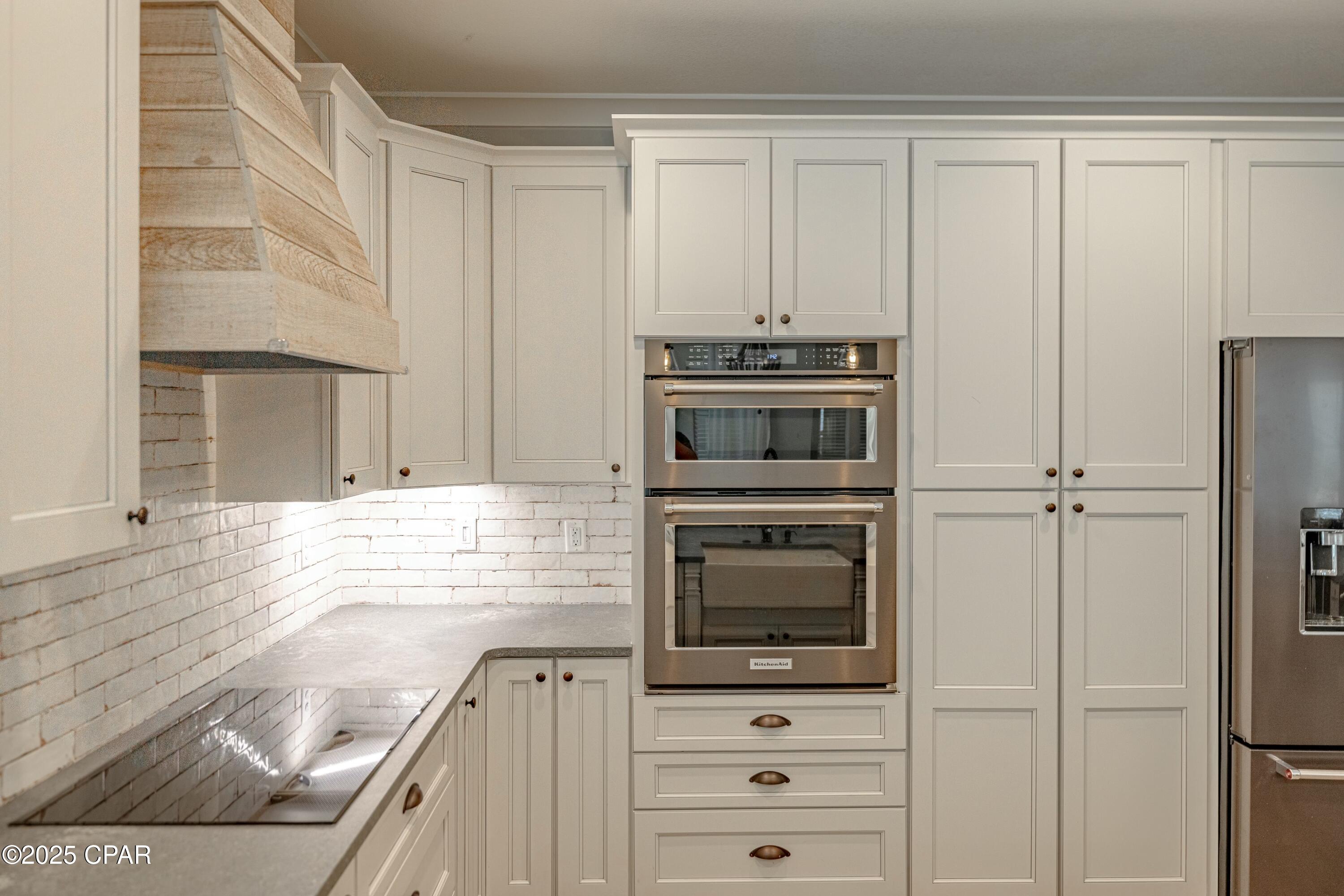 Magnolia Bay Club - Residential