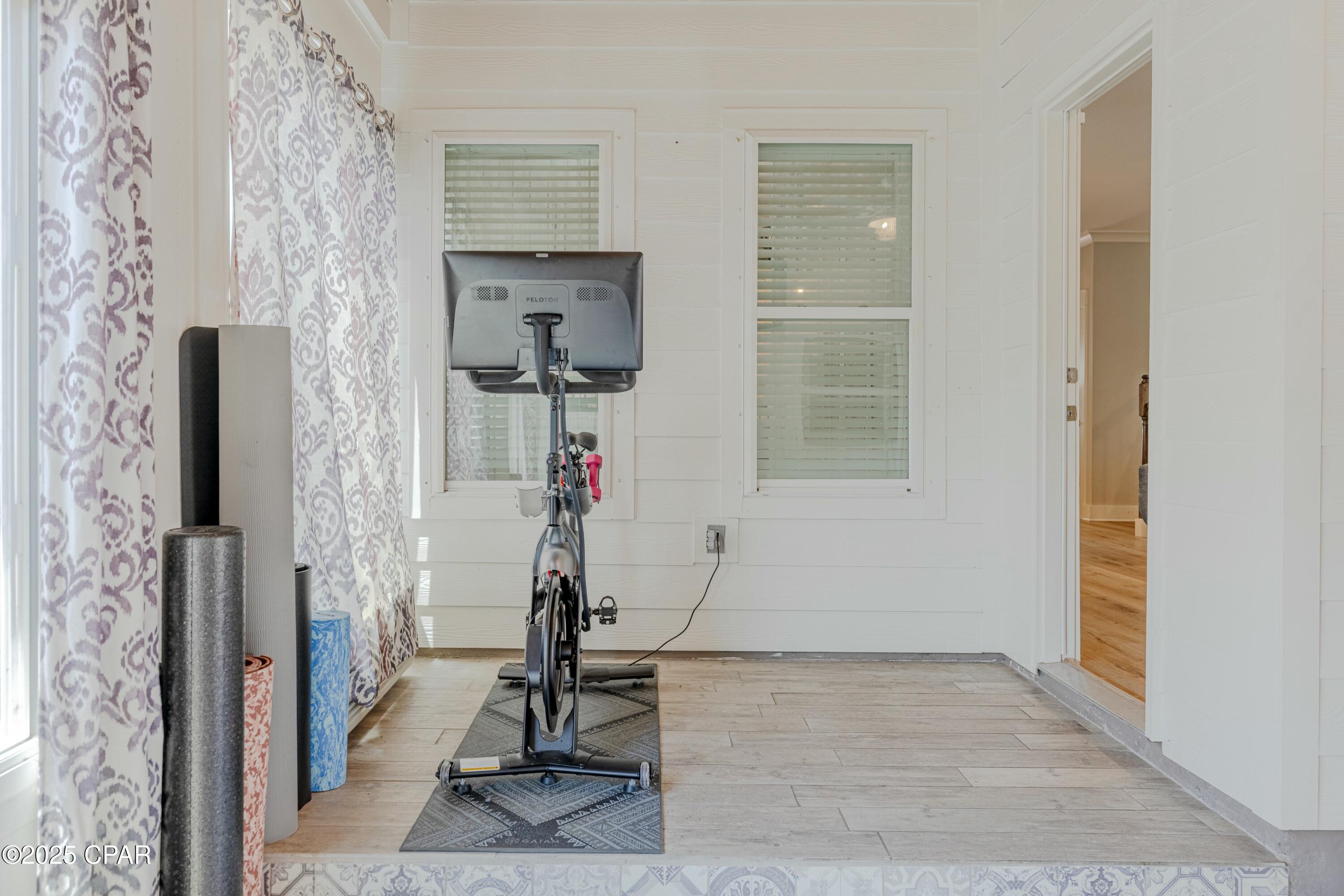 Magnolia Bay Club - Residential