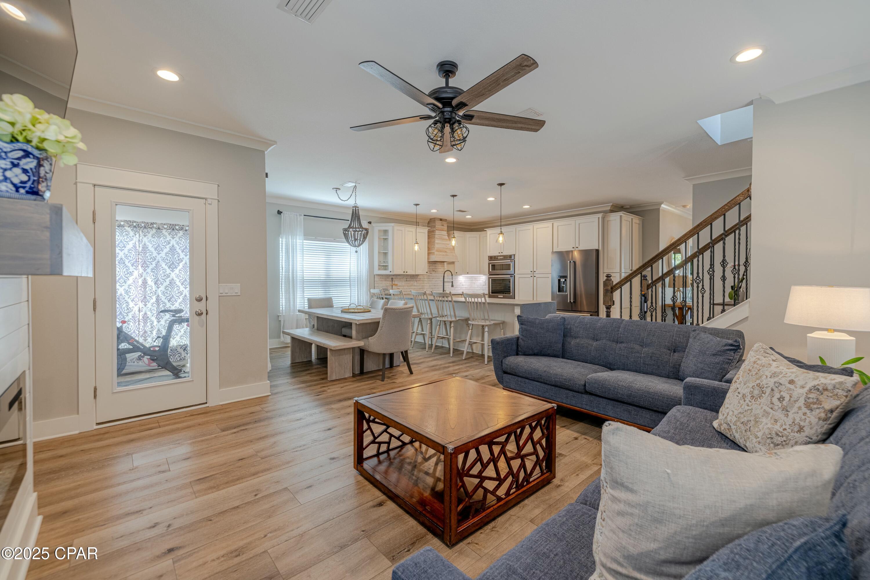 Magnolia Bay Club - Residential