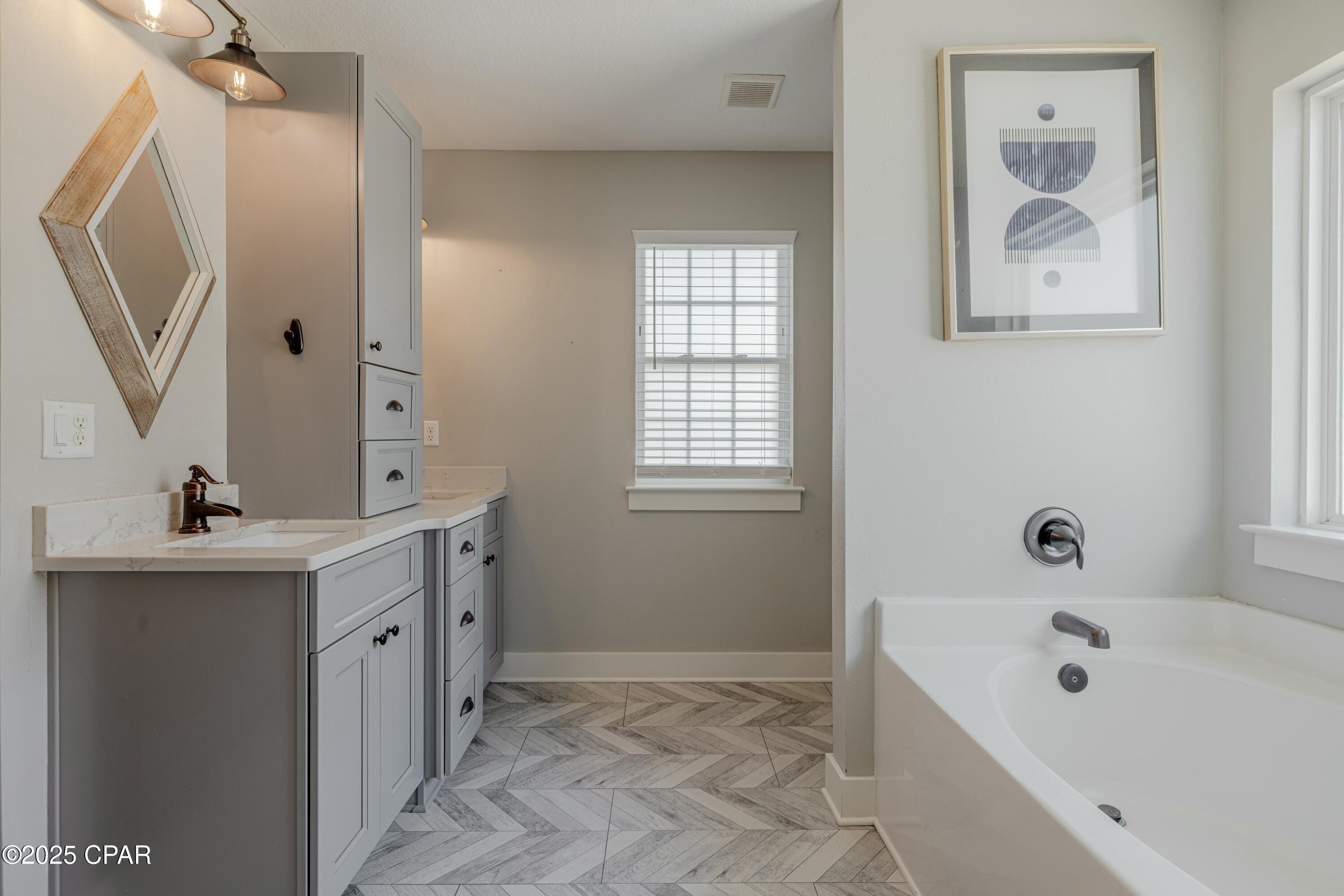 Magnolia Bay Club - Residential