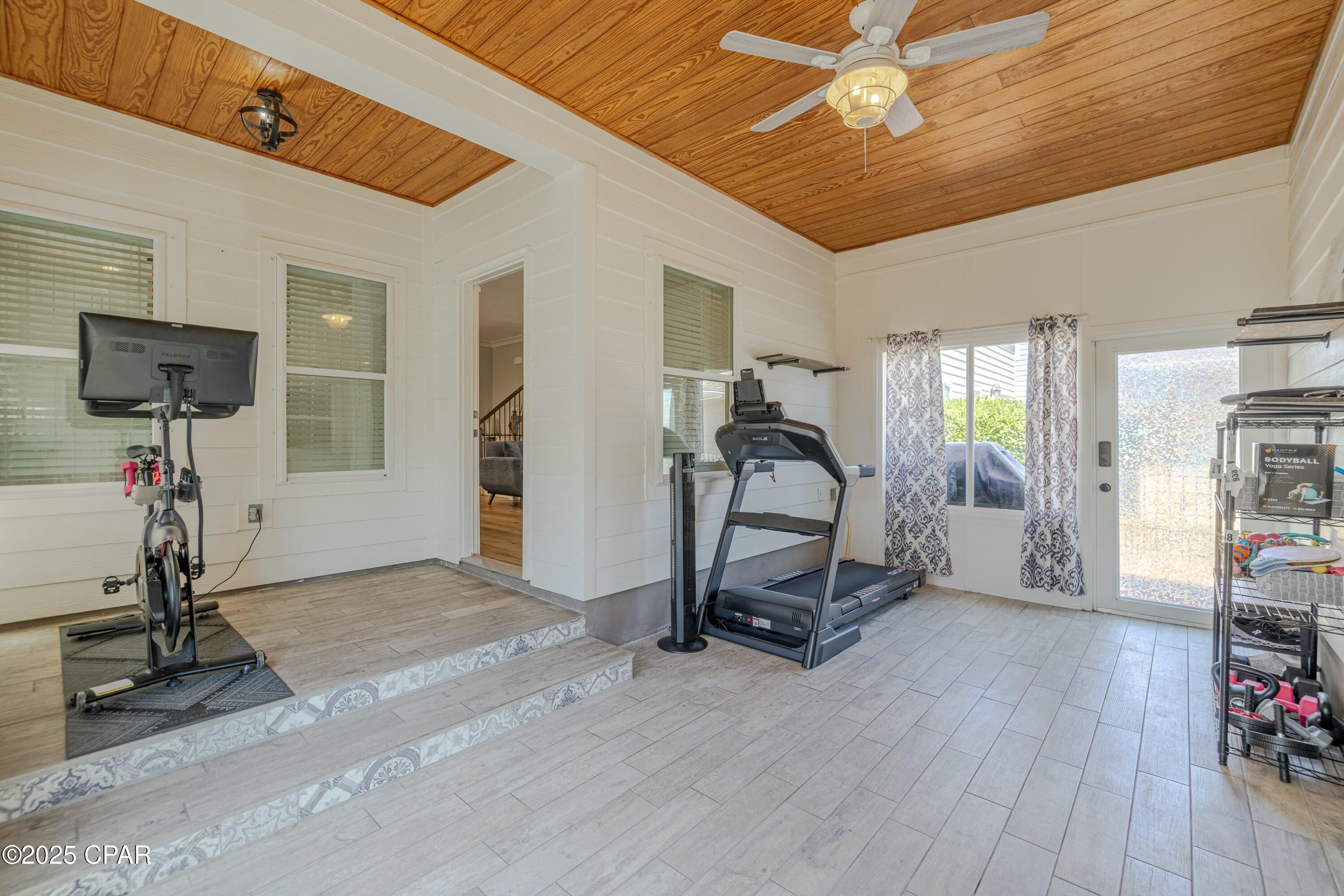 Magnolia Bay Club - Residential