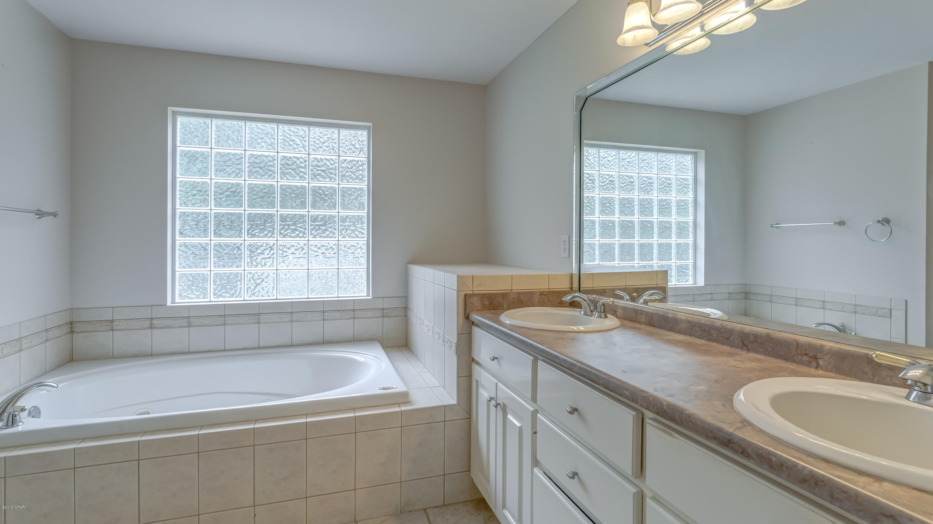 Colony Club - Residential