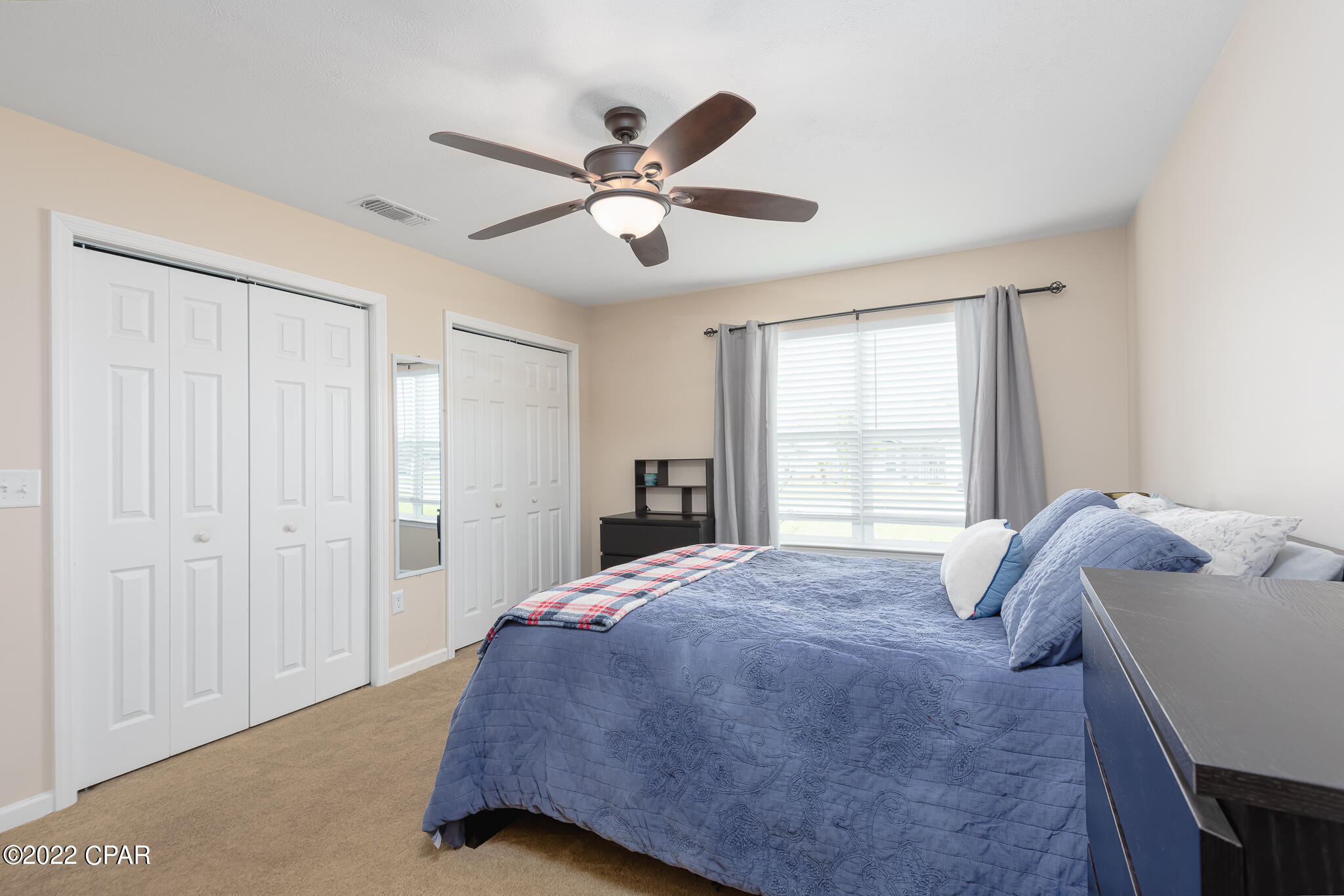 Shadow Bay Unt 3 & 4 - Residential