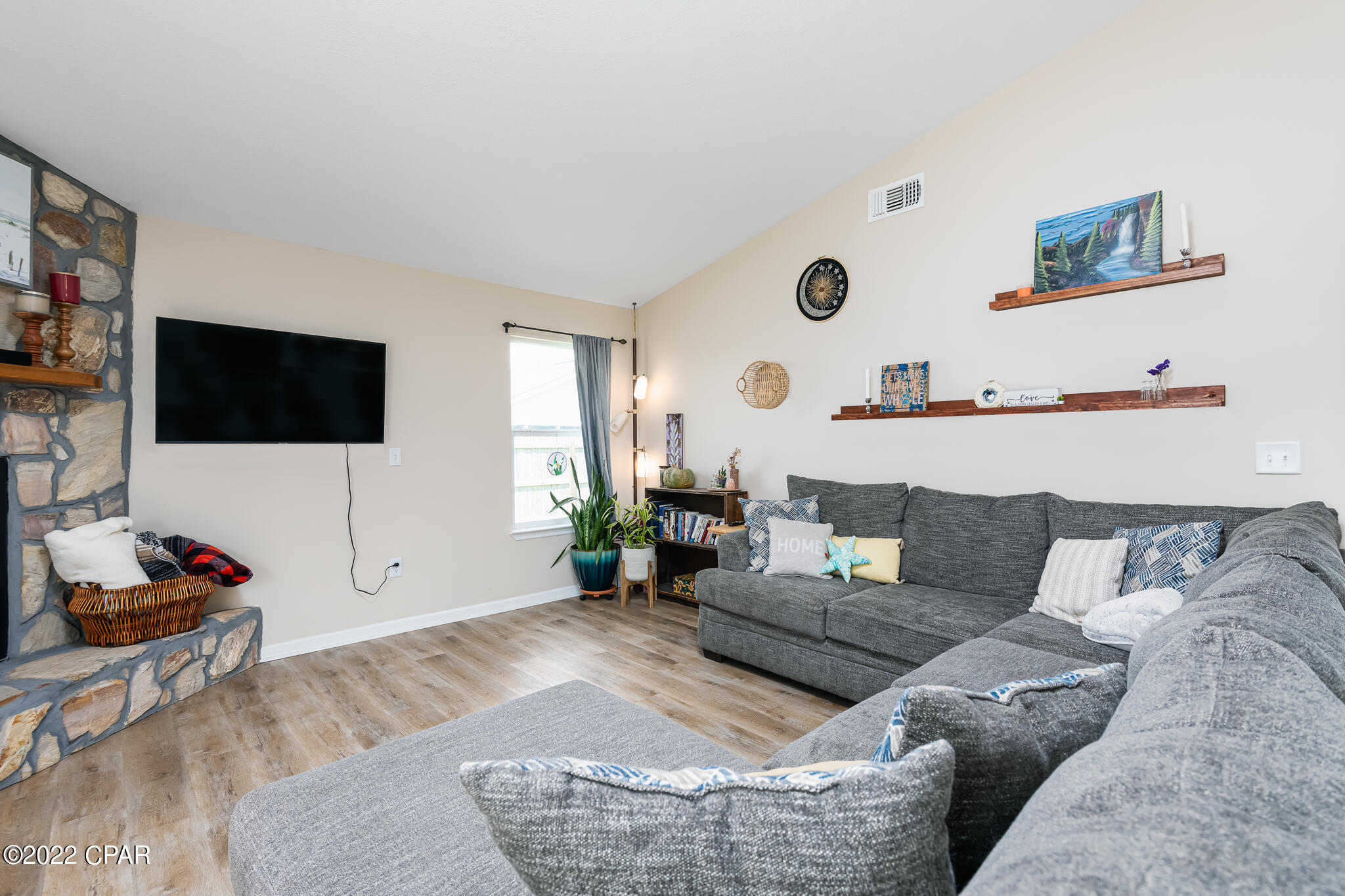 Shadow Bay Unt 3 & 4 - Residential