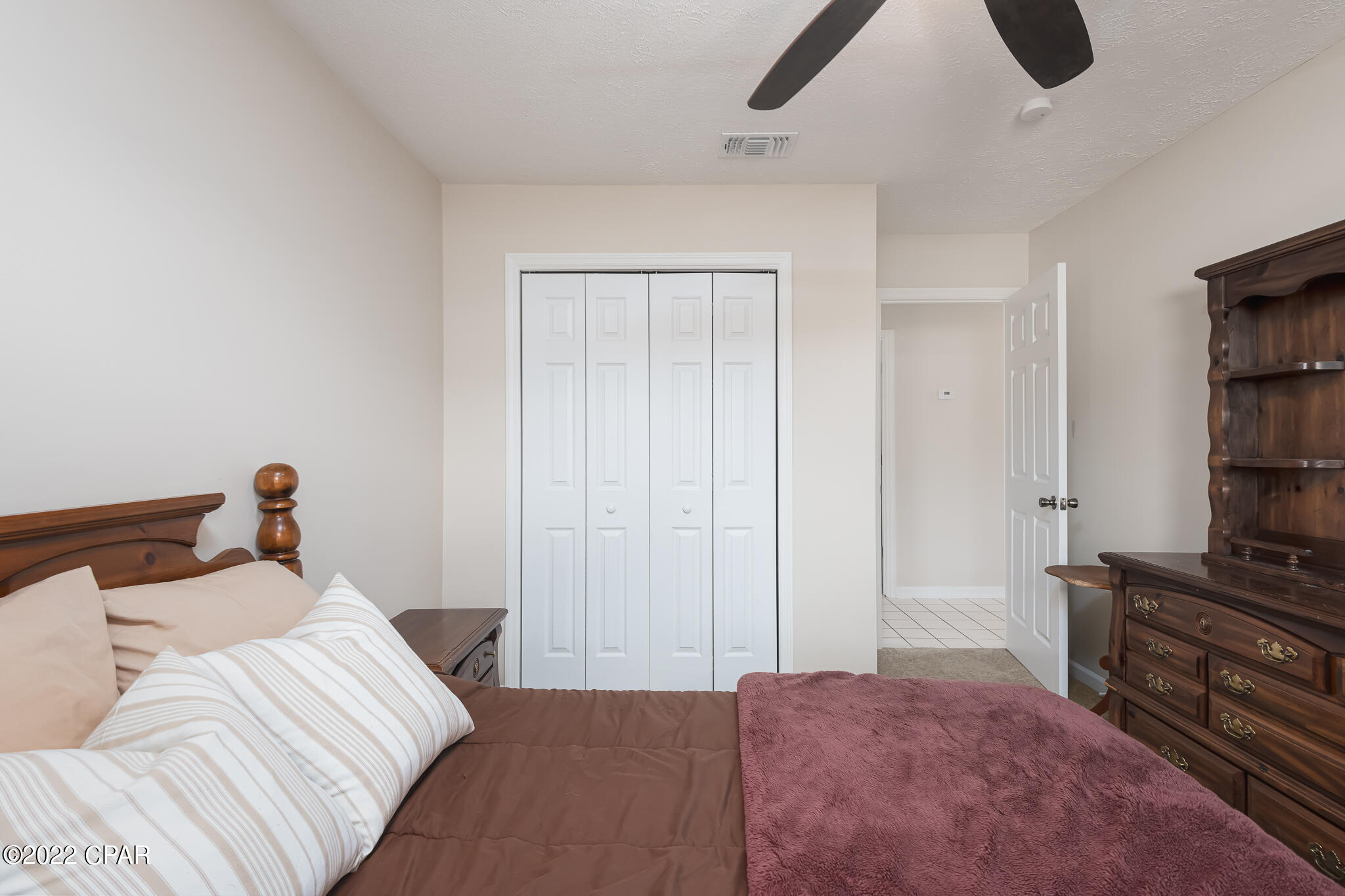 Shadow Bay Unt 3 & 4 - Residential