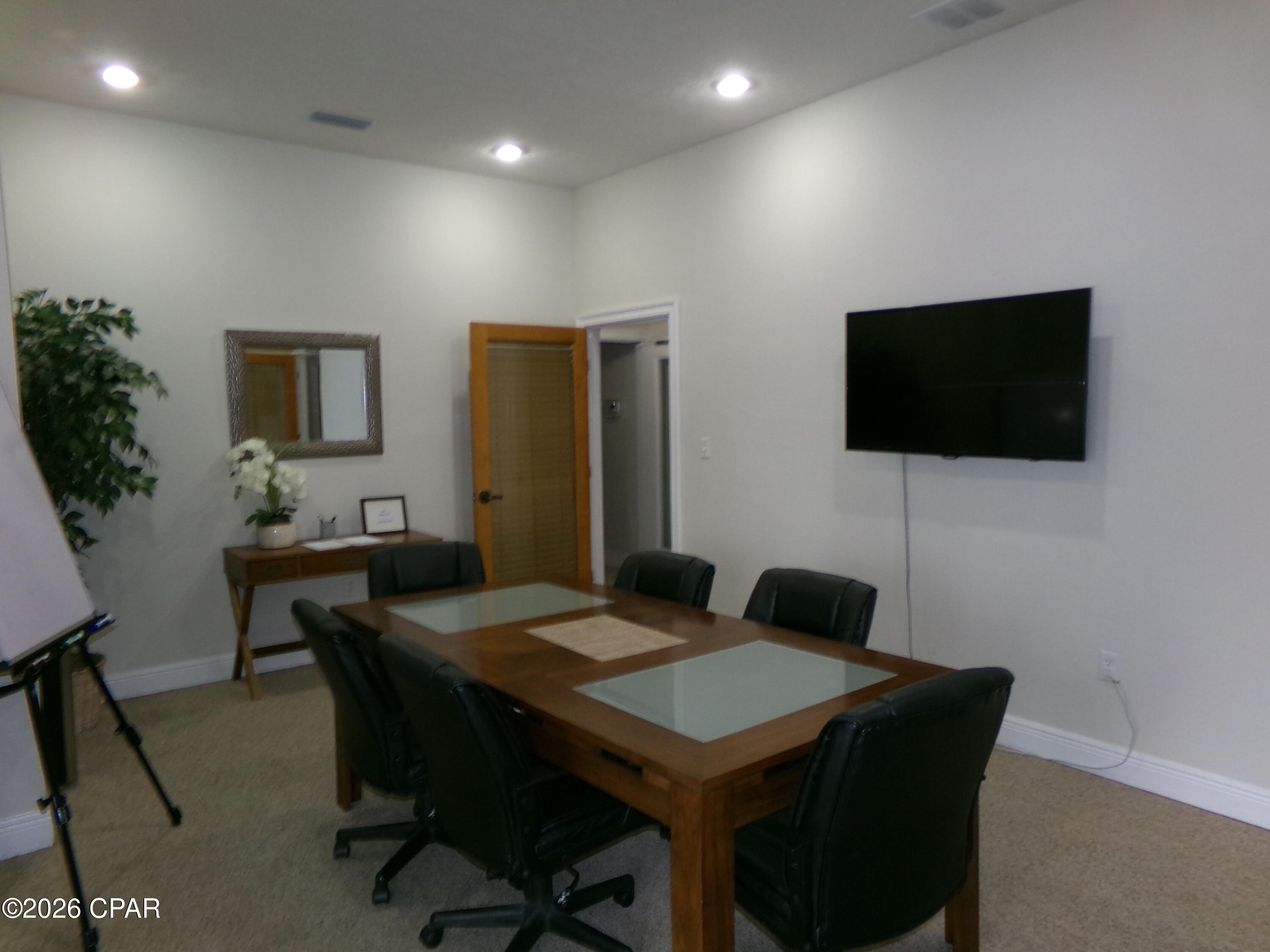 No Named Subdivision - Commercial Lease