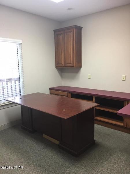 Forest Park - Commercial Lease