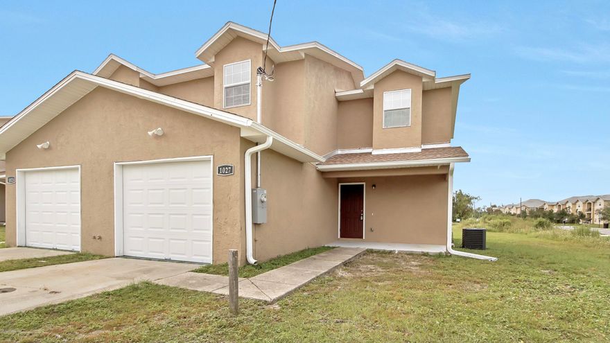 3 bedroom, 1.5 bathroom duplex, centrally located and ready to rent. Recently updated, all new appliances, washer and dryer included.  **Pets allowed upon approval.