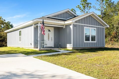 A home in Chipley