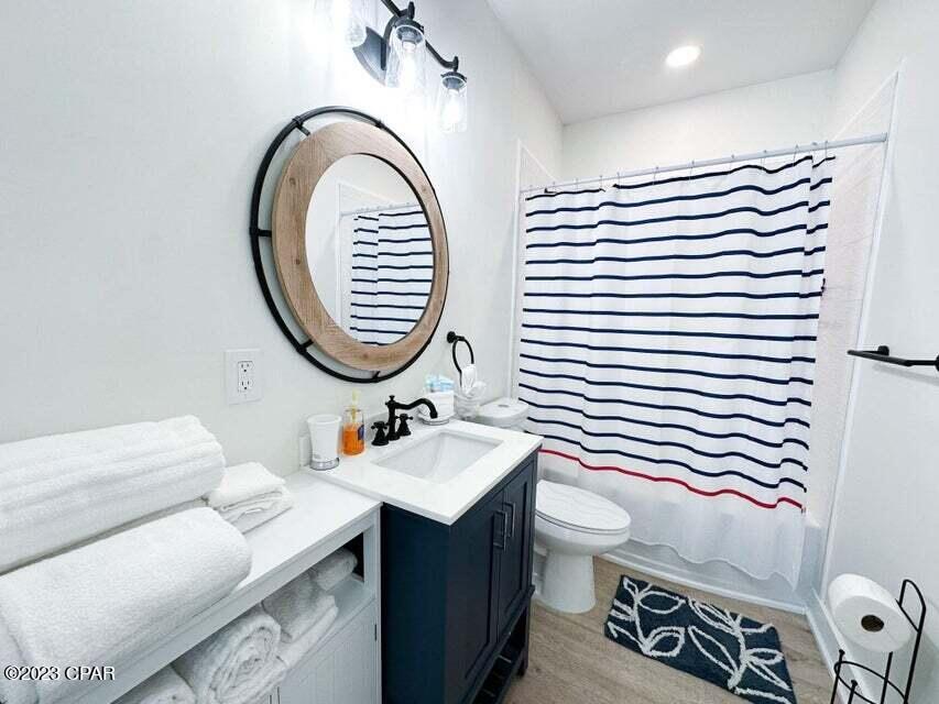 Laguna Beach Estates 9th Add - Residential