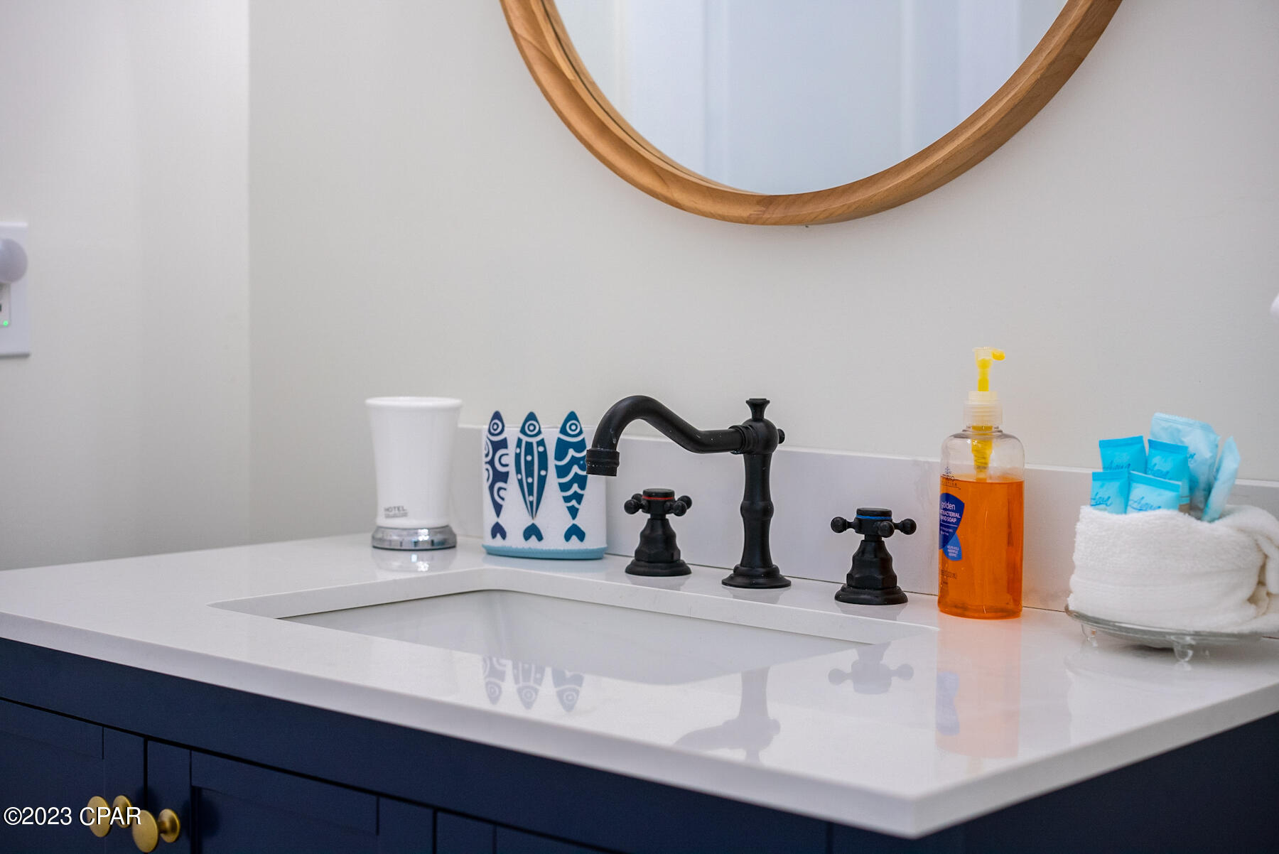 Laguna Beach Estates 9th Add - Residential