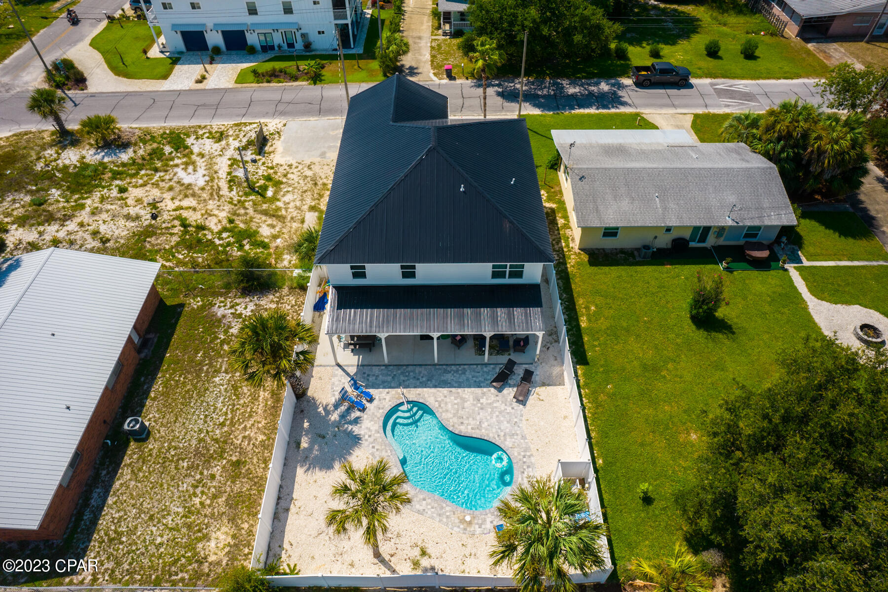 Laguna Beach Estates 9th Add - Residential