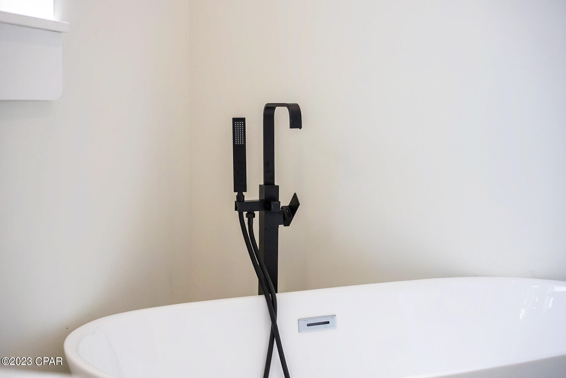 Laguna Beach Estates 9th Add - Residential