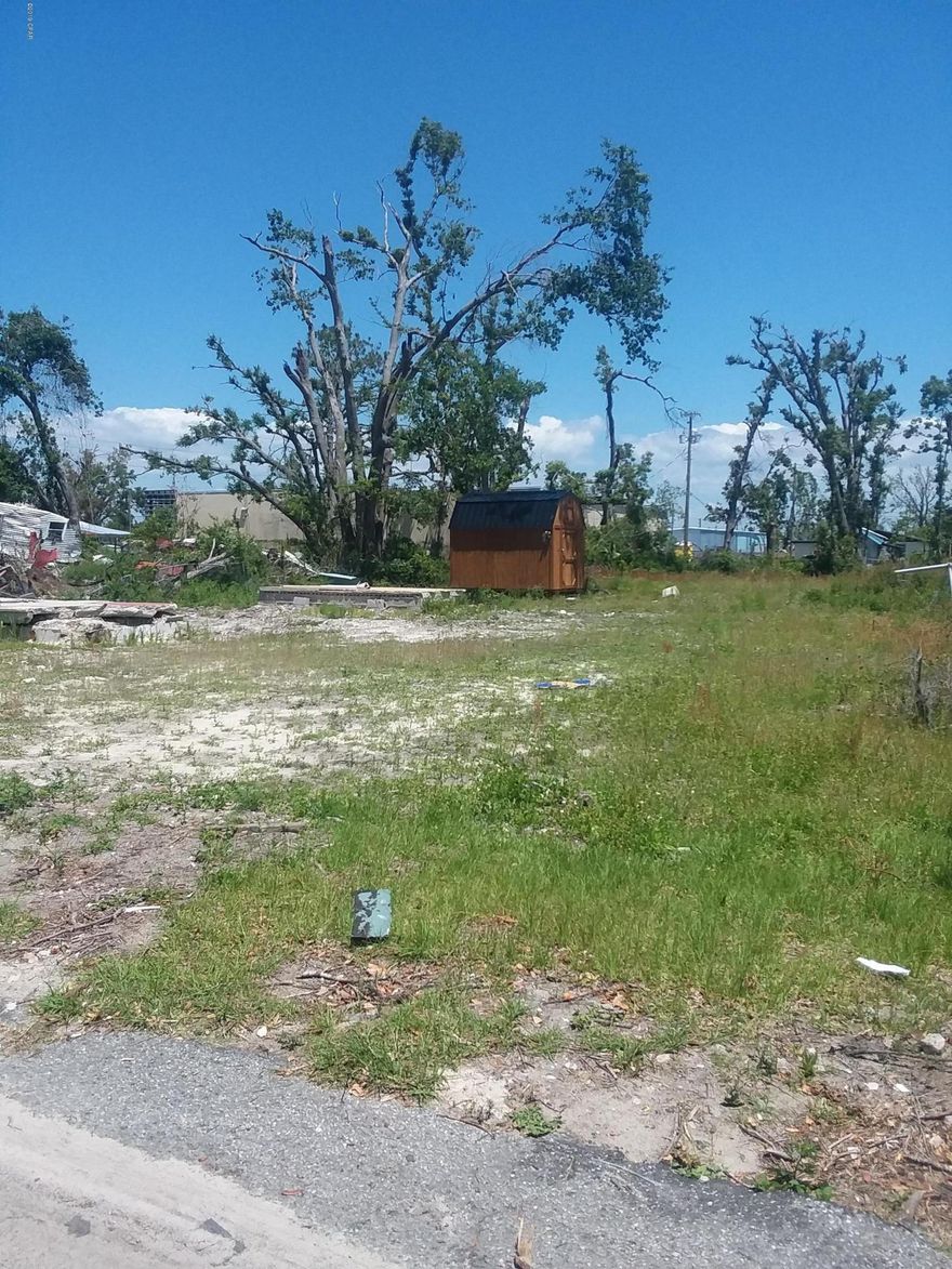 Large Residential Lot, Lot has two slabs and shed.  Home was removed after Hurricane Michael.  Close to downtown Panama City, The Cove and St. Andrews