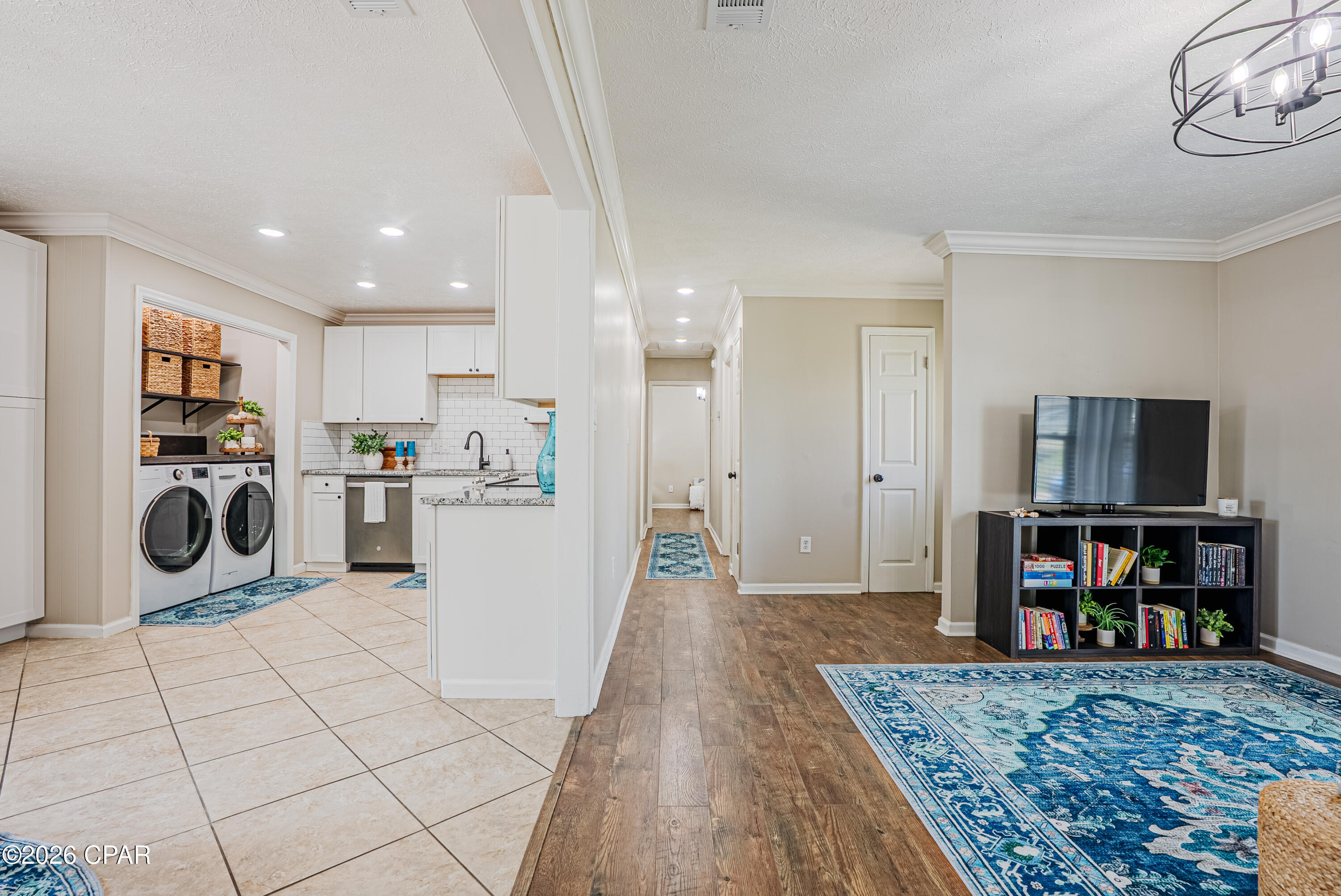 King Estates Unit 2 - Residential Lease