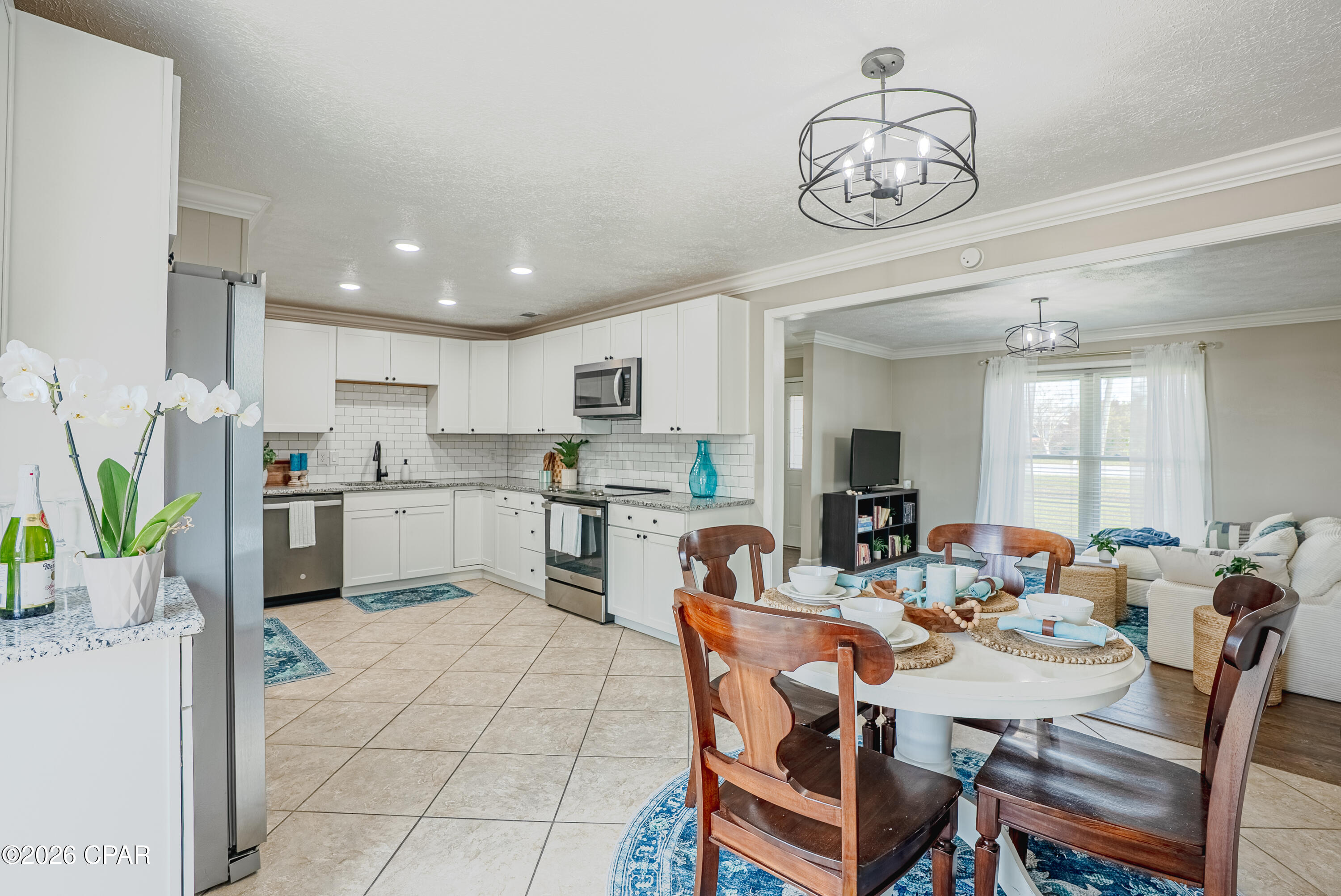King Estates Unit 2 - Residential Lease