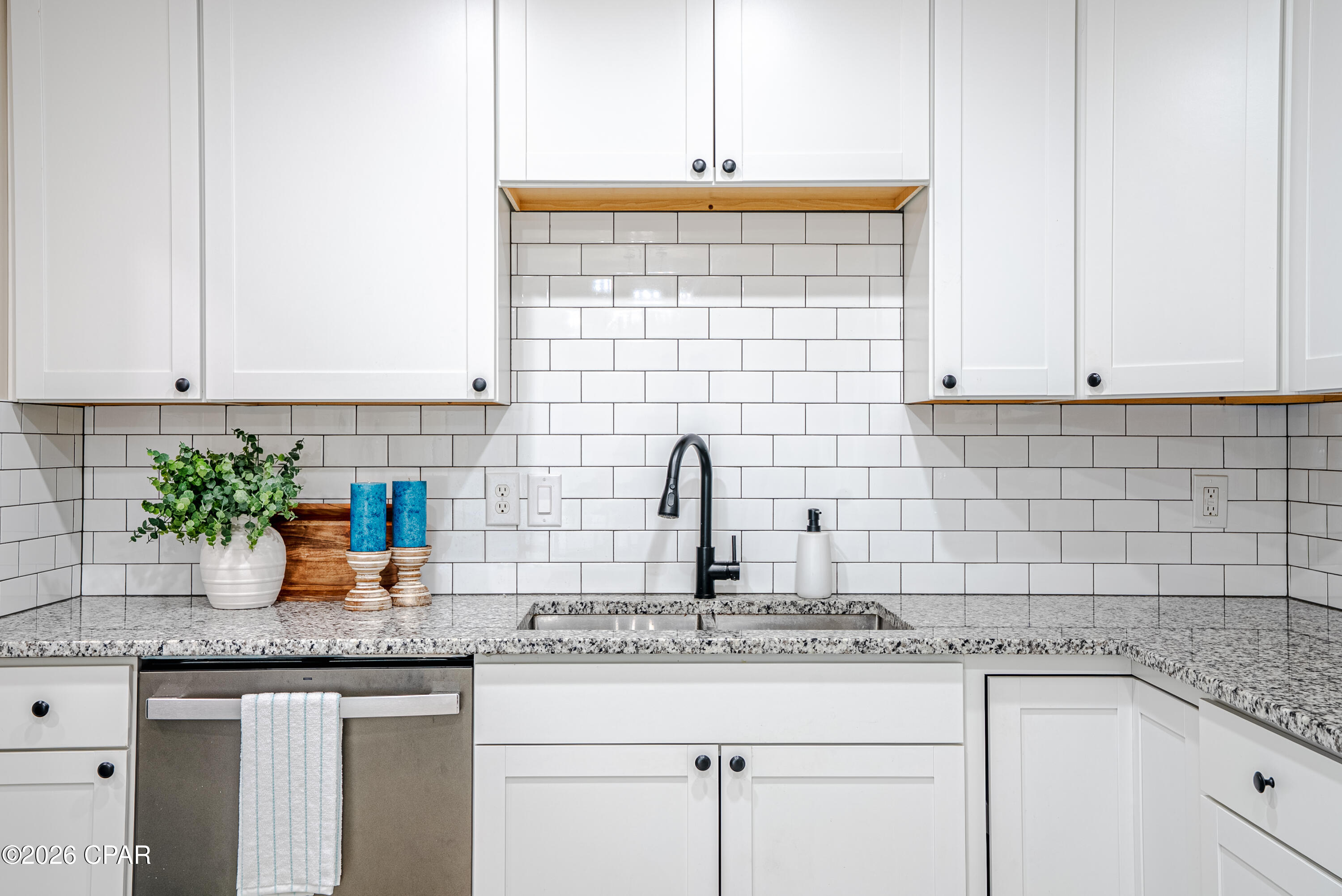 King Estates Unit 2 - Residential Lease