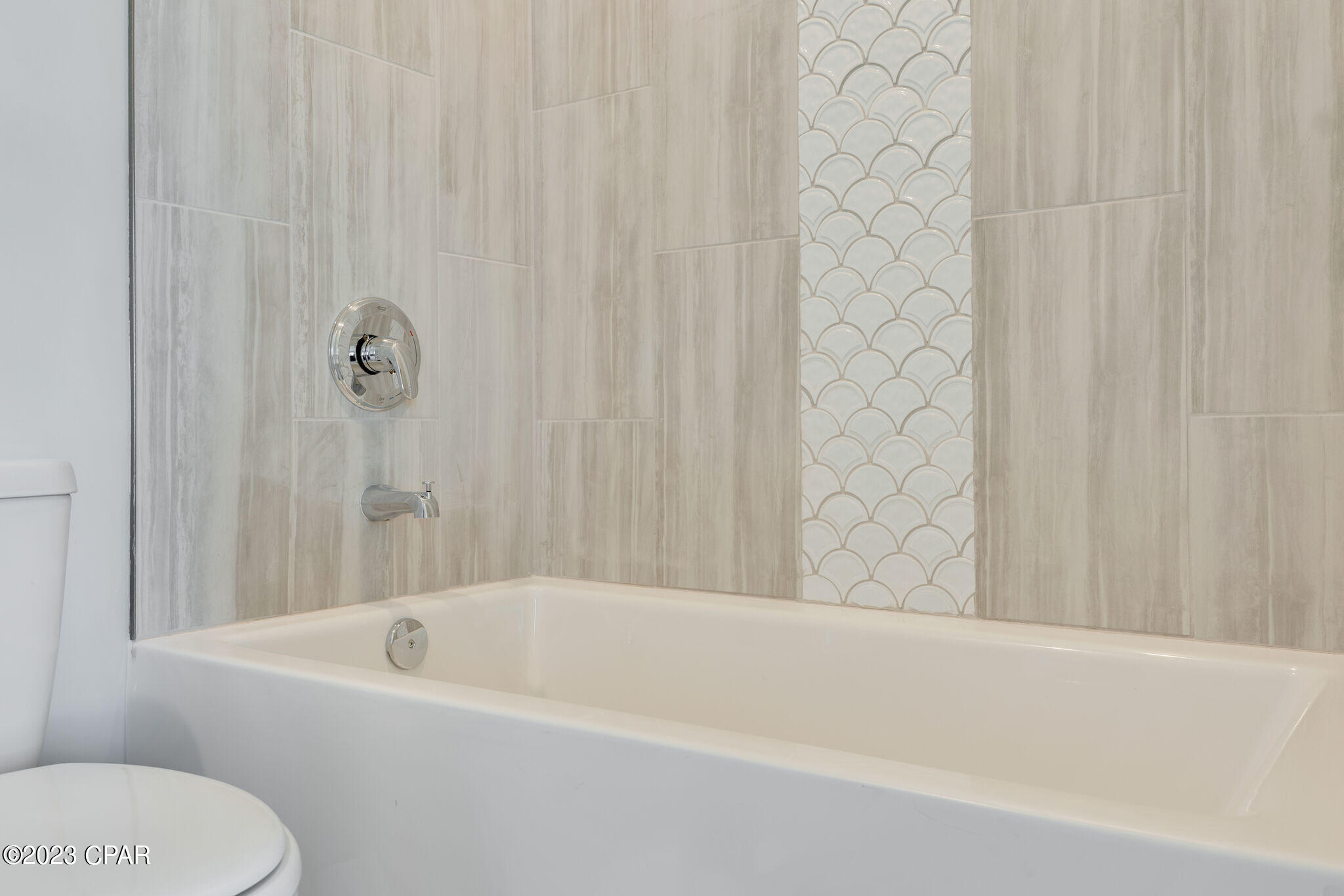 Lagoon Manor - Residential