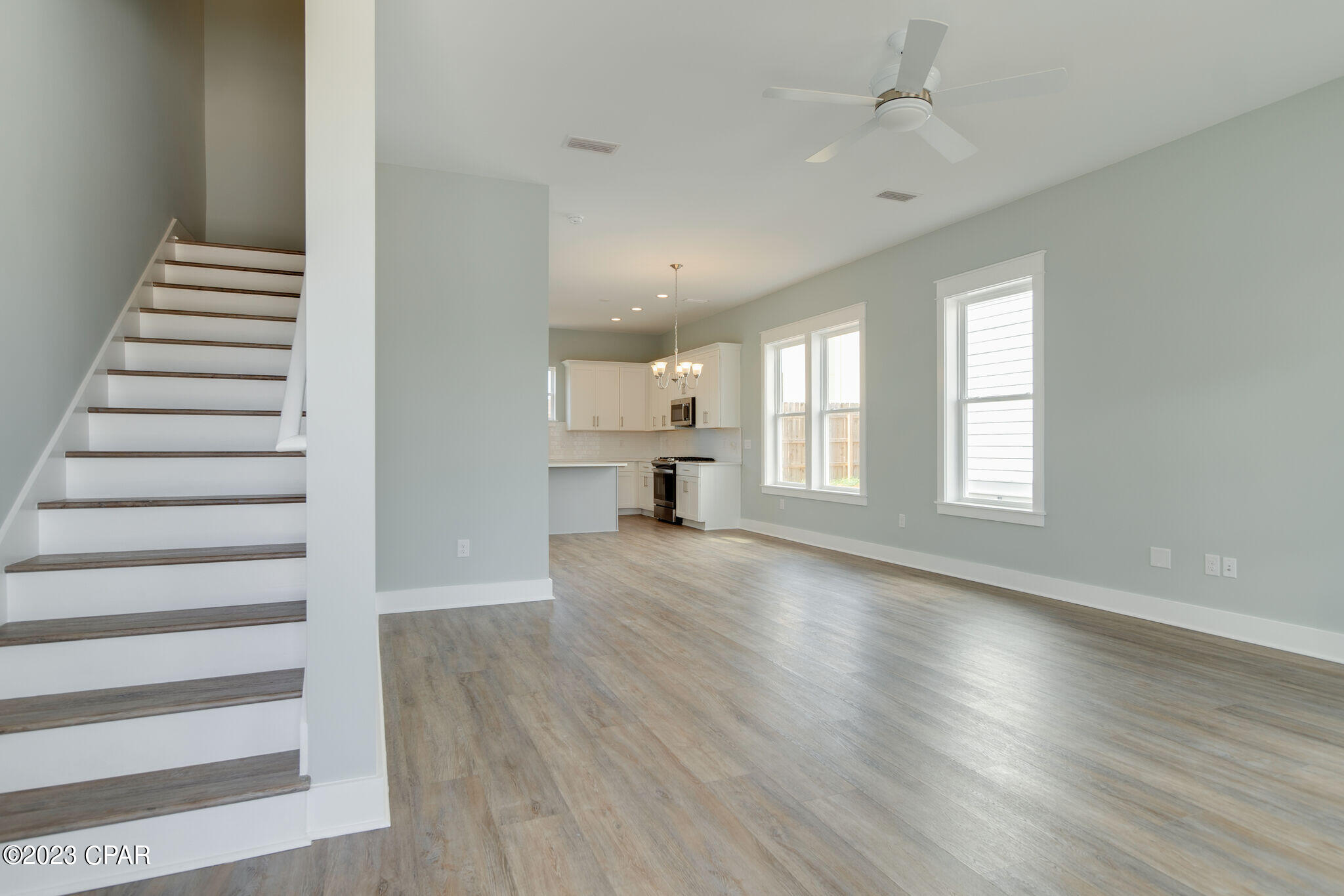 Lagoon Manor - Residential