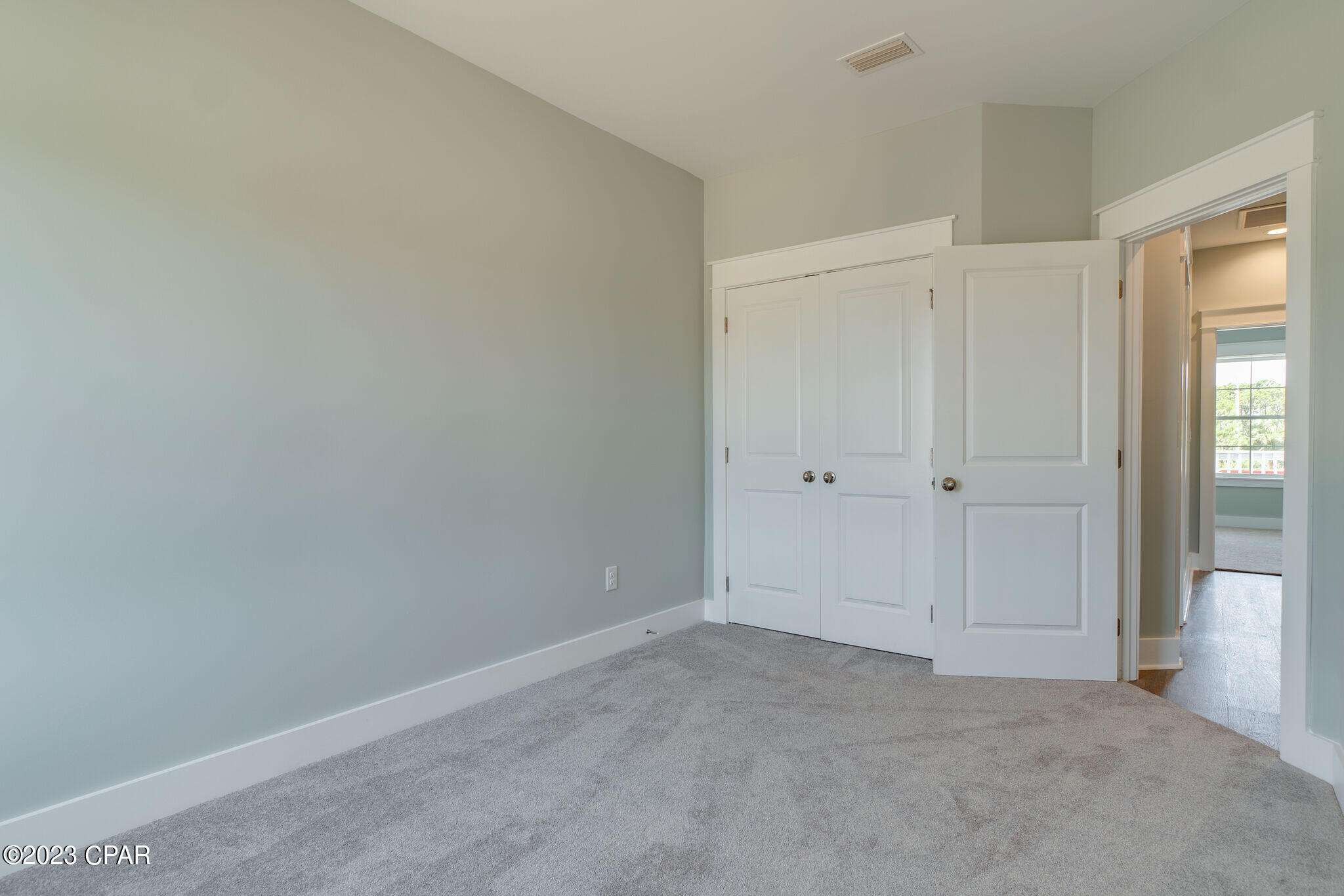 Lagoon Manor - Residential