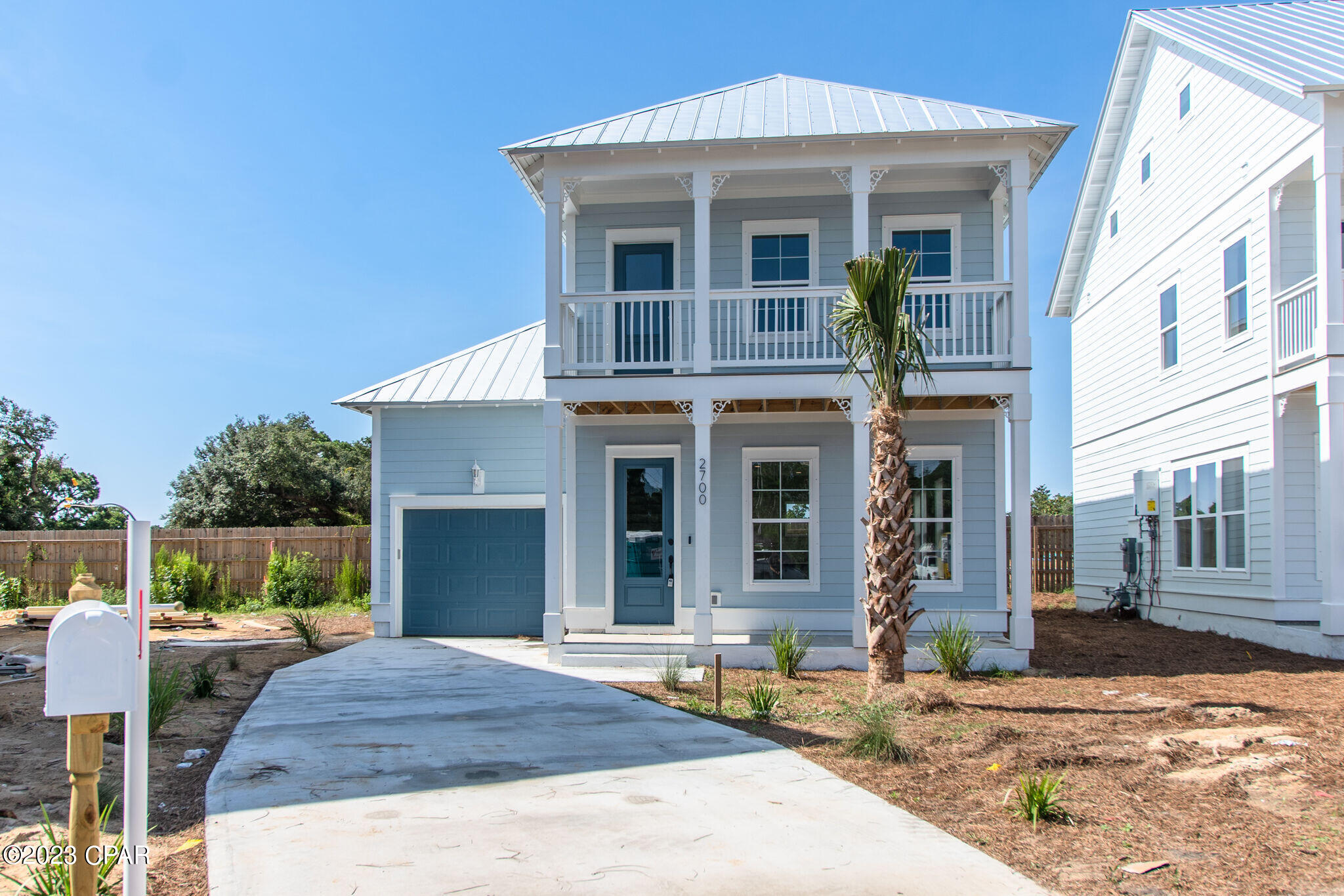 Lagoon Manor - Residential