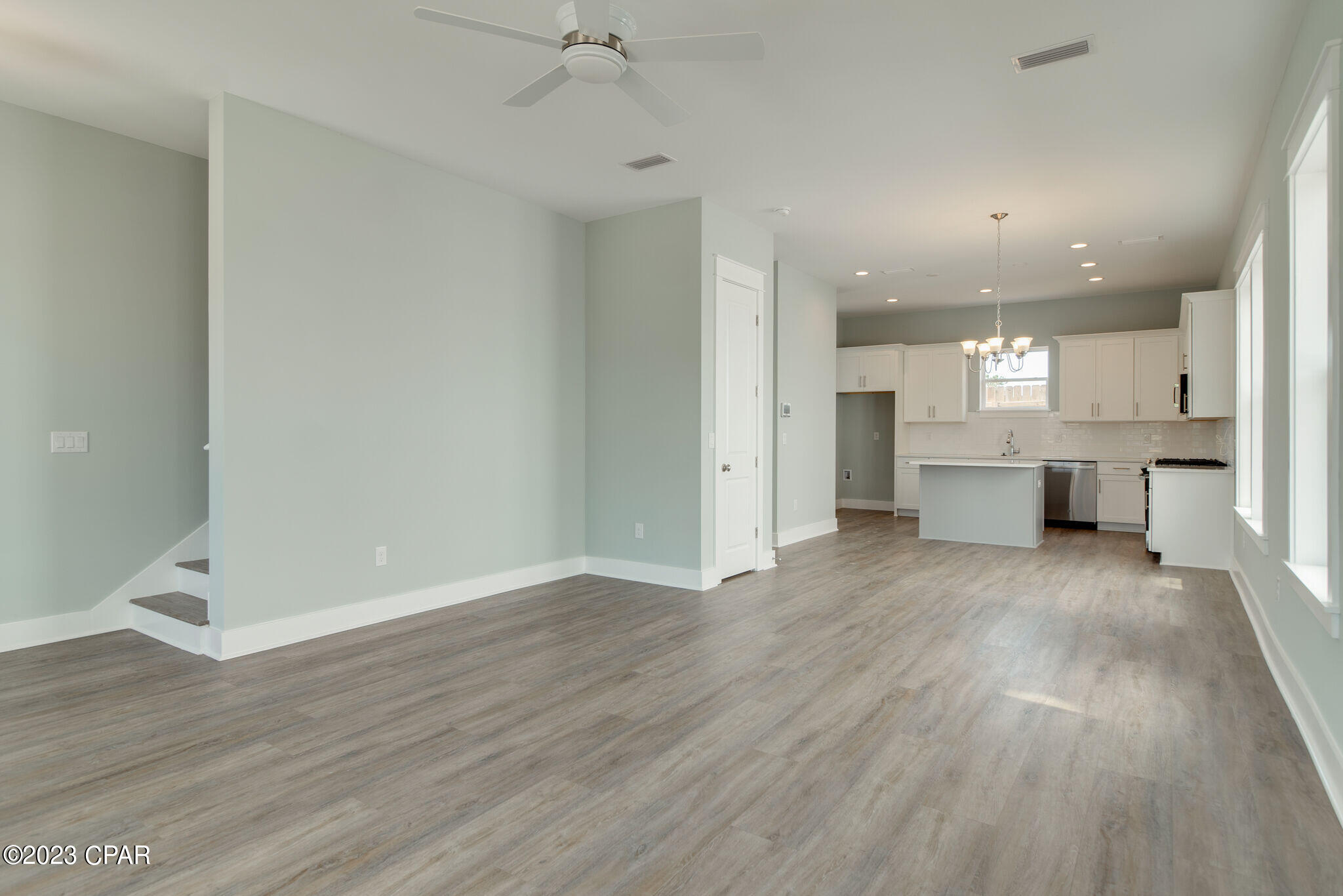 Lagoon Manor - Residential