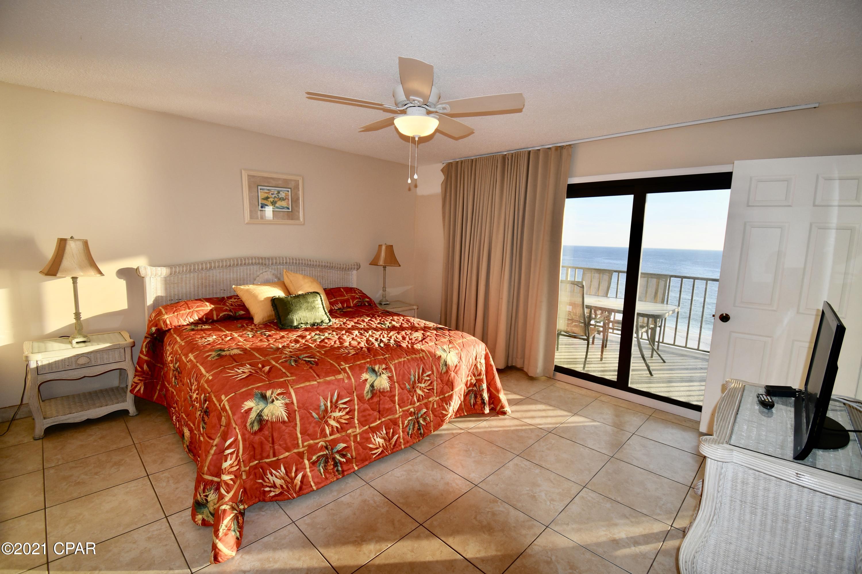 The Commodore - Residential