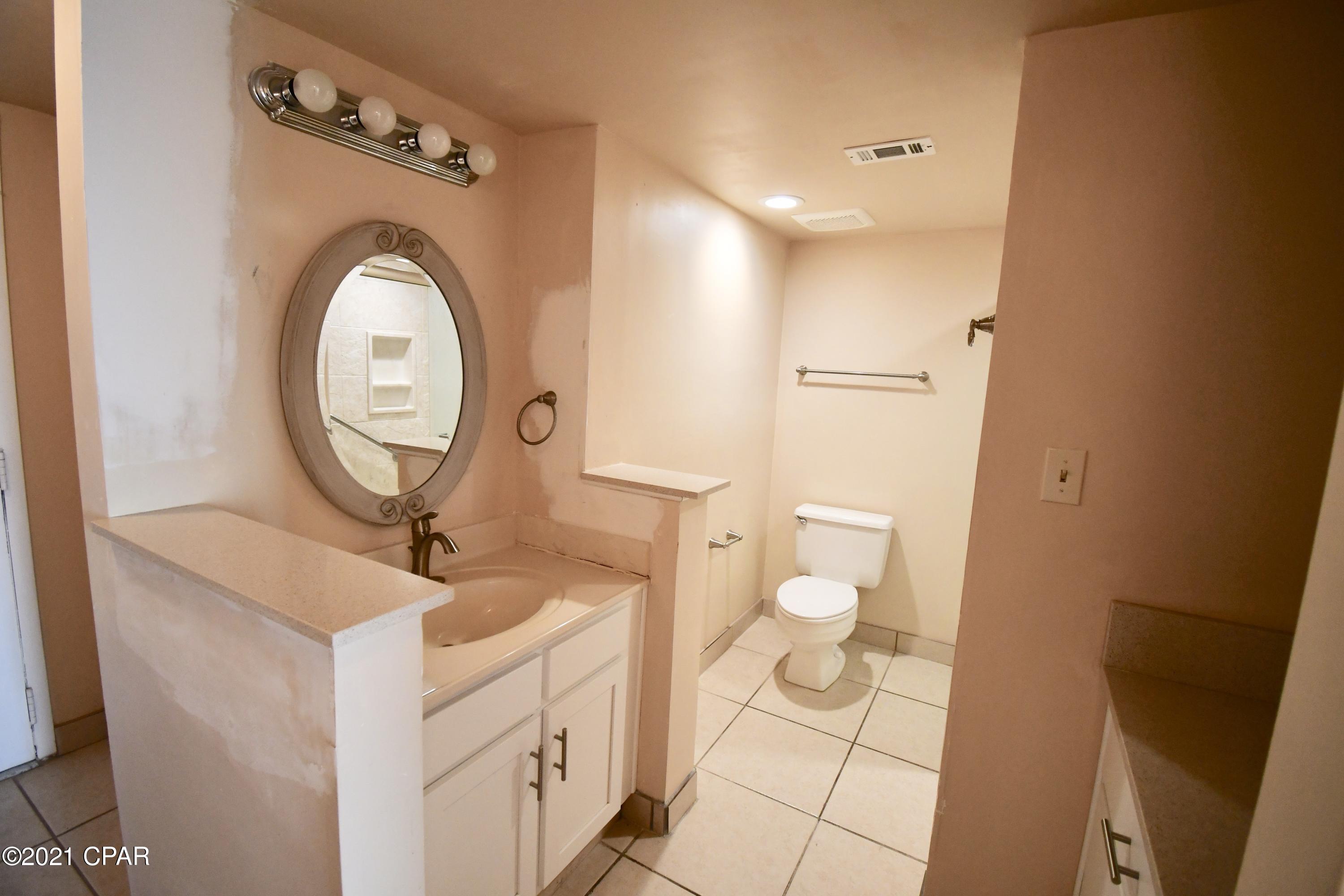 The Commodore - Residential