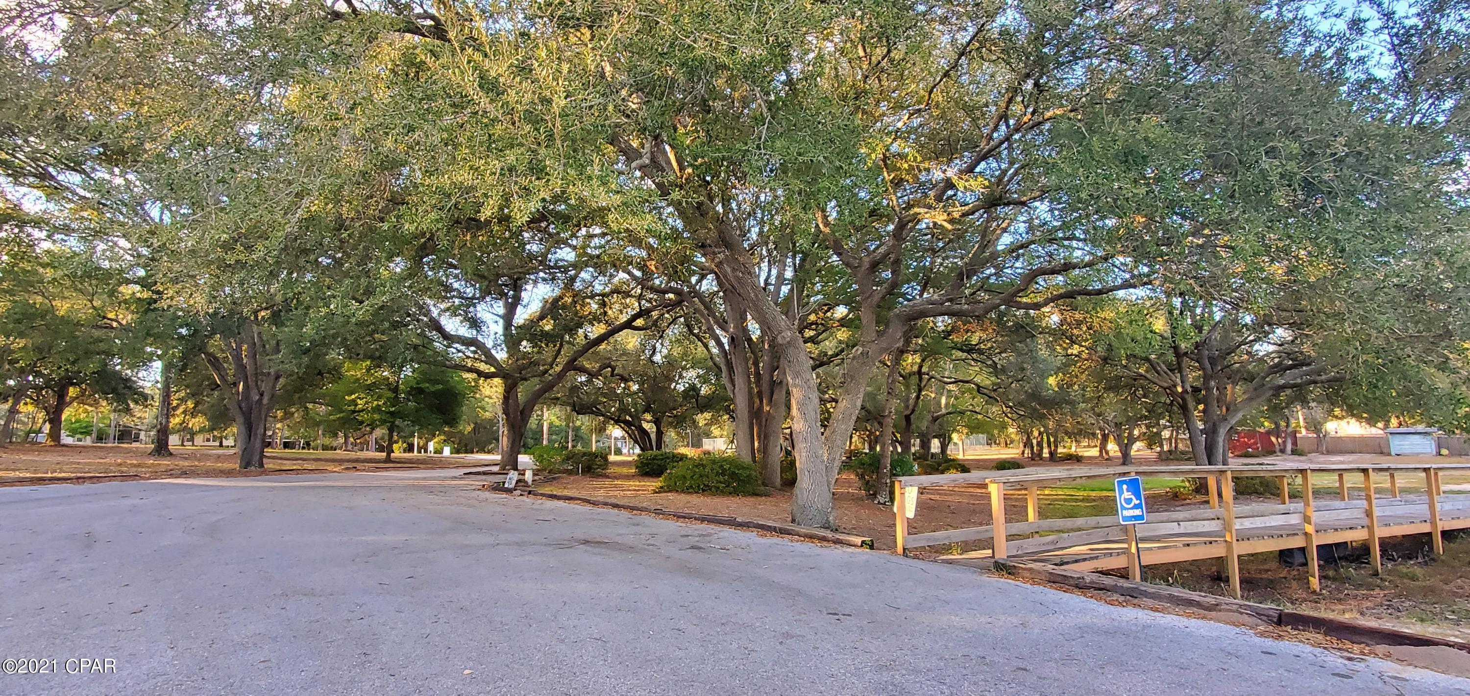 Leisure Lakes 1st Add - Residential