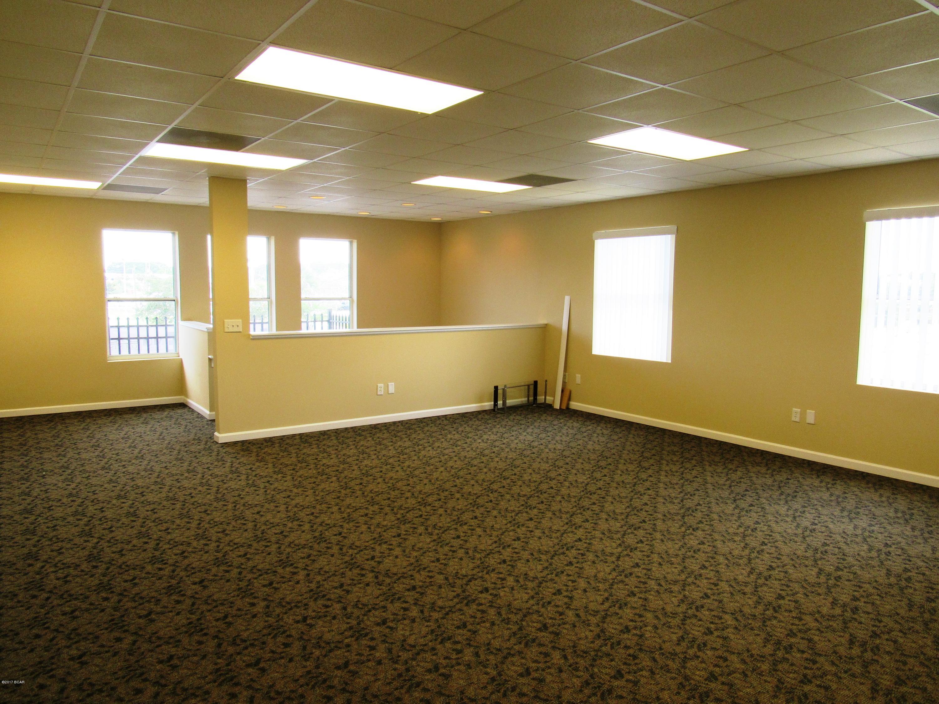 Lynn Haven Proffessional Center - Commercial Lease