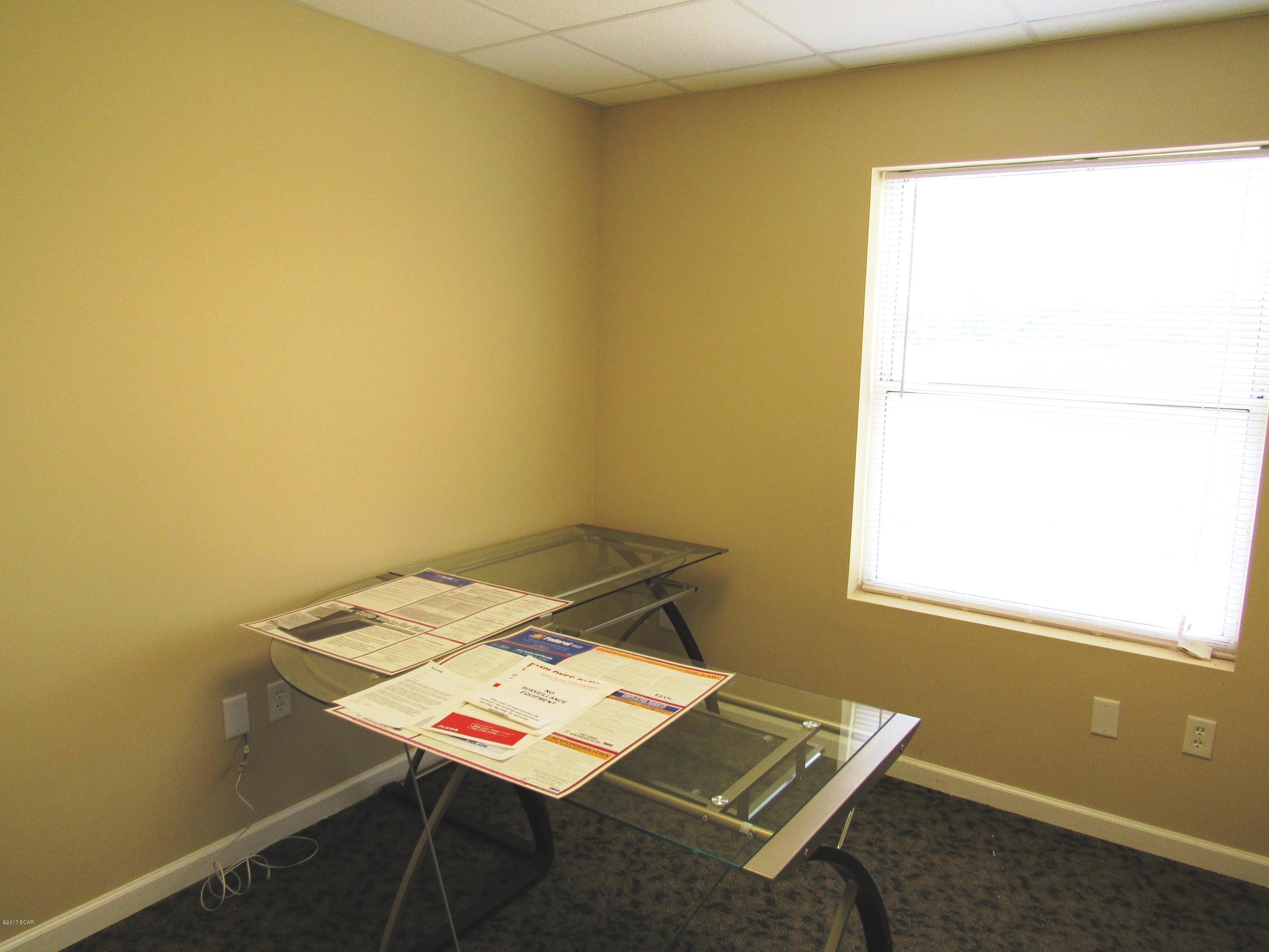 Lynn Haven Proffessional Center - Commercial Lease