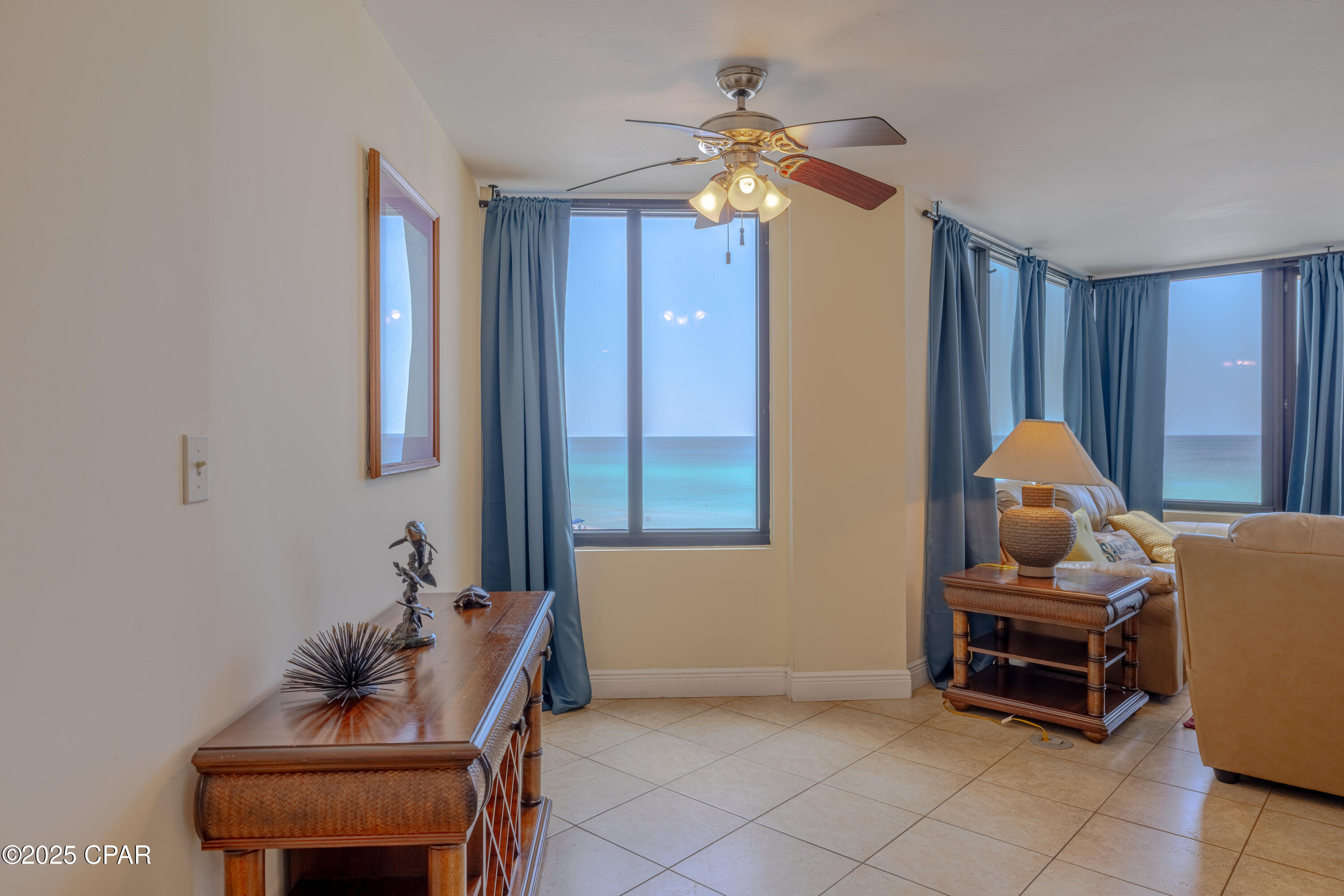 Sunbird Condo - Residential