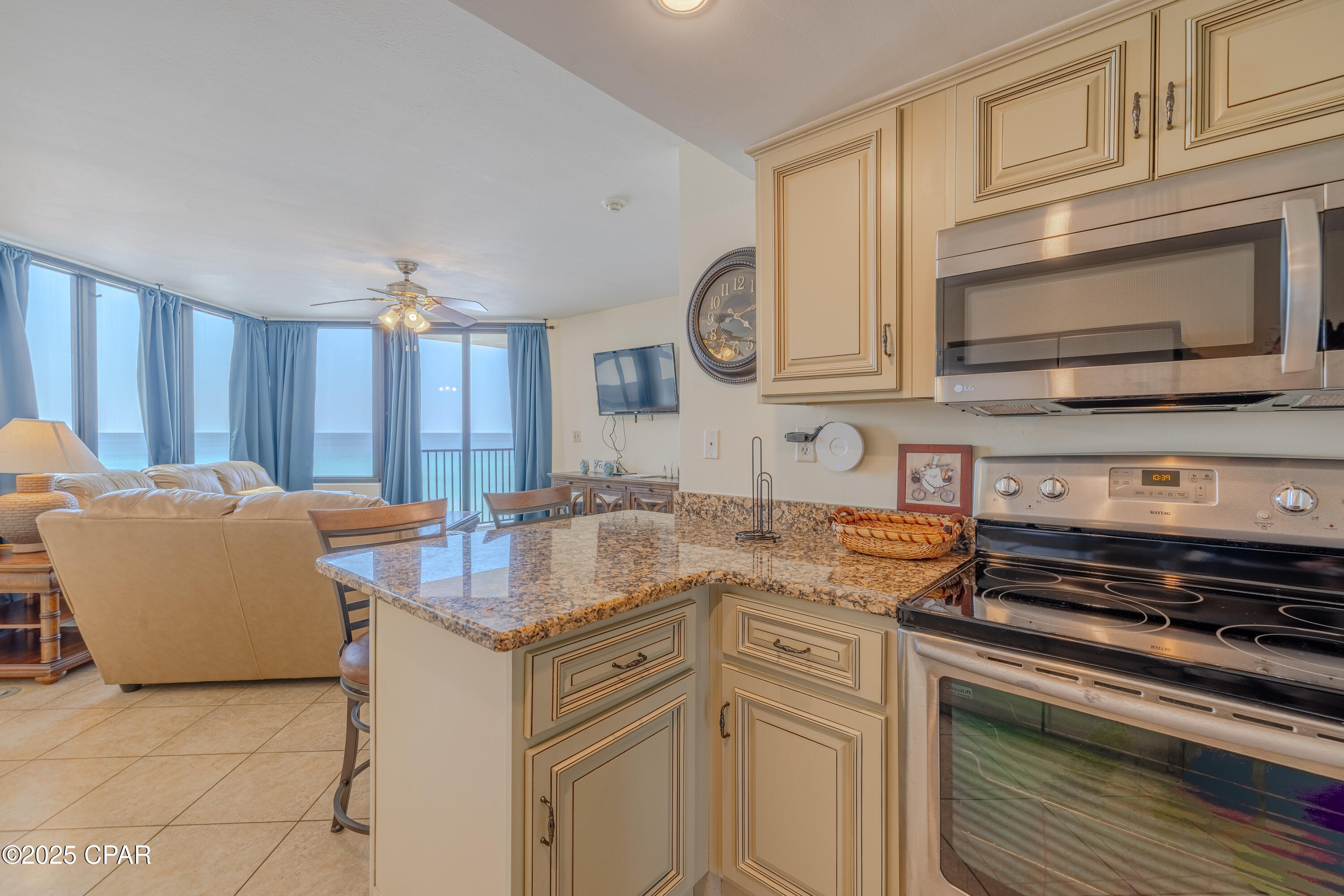 Sunbird Condo - Residential