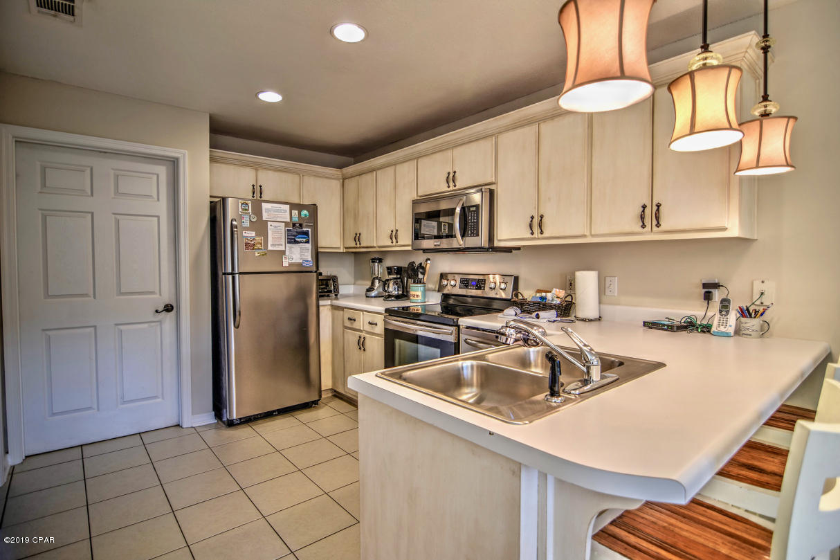 Rollin Tide Villas - Residential