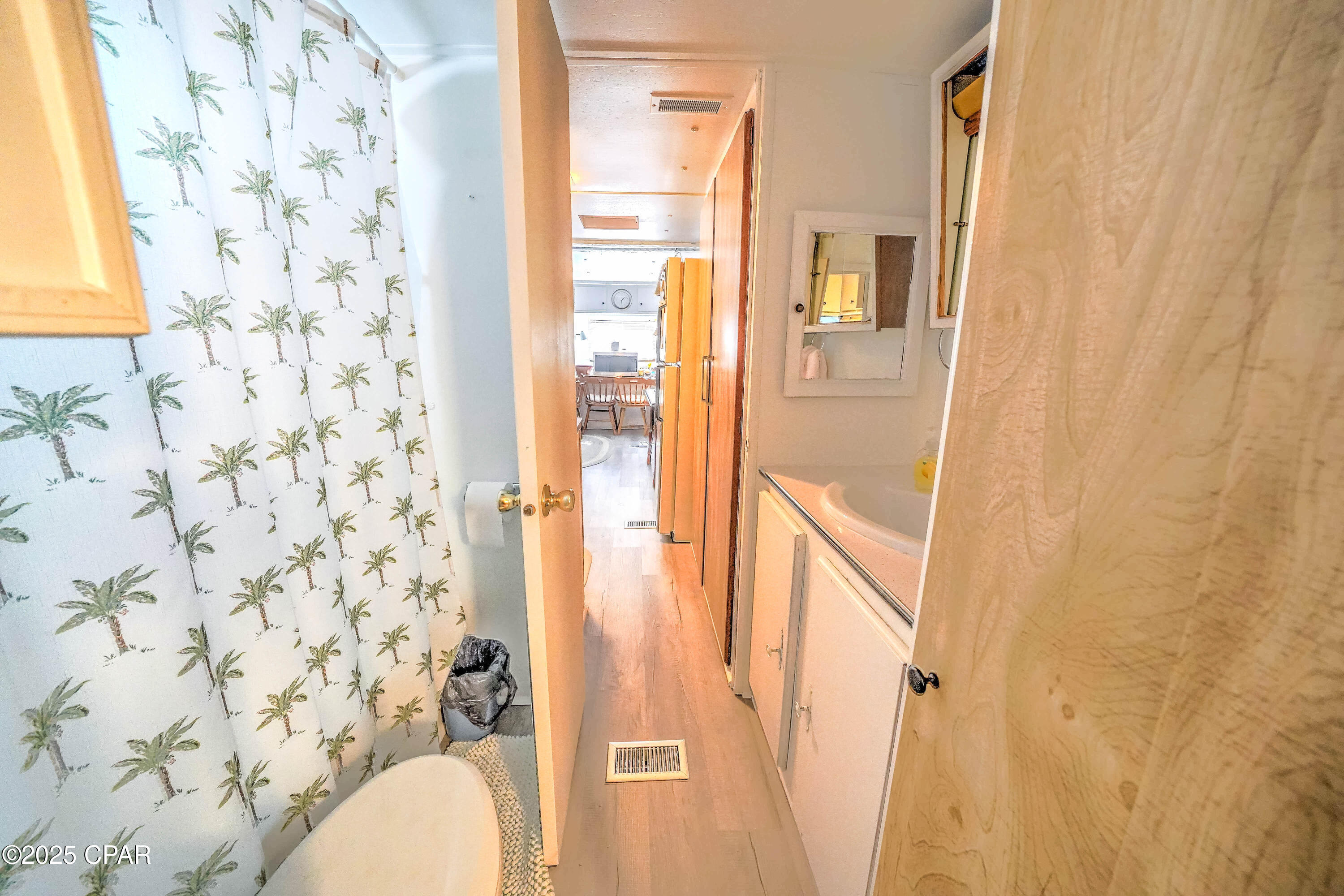 Venture Out Travel Trail - Residential