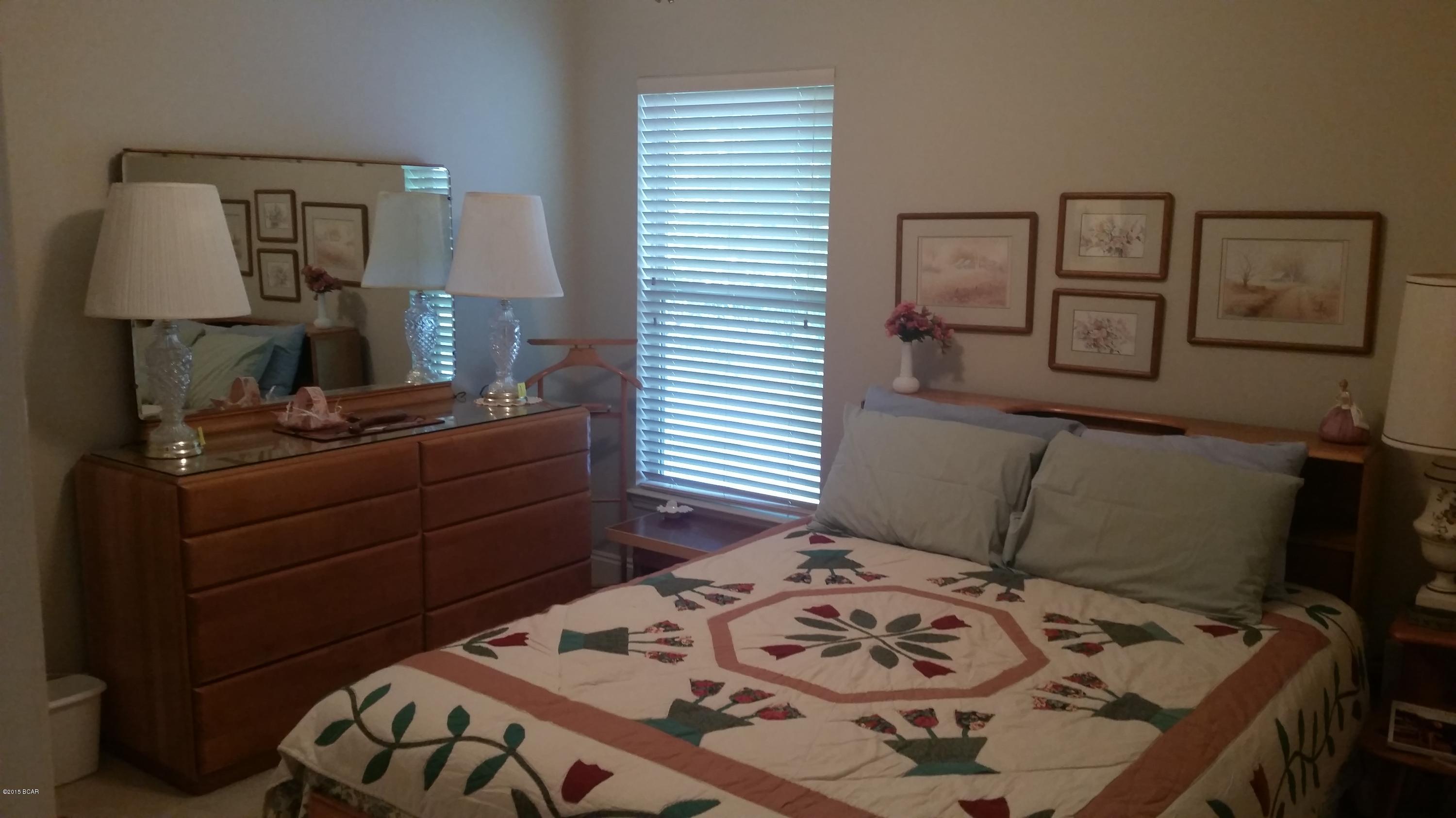 Oaks Plantation - Residential