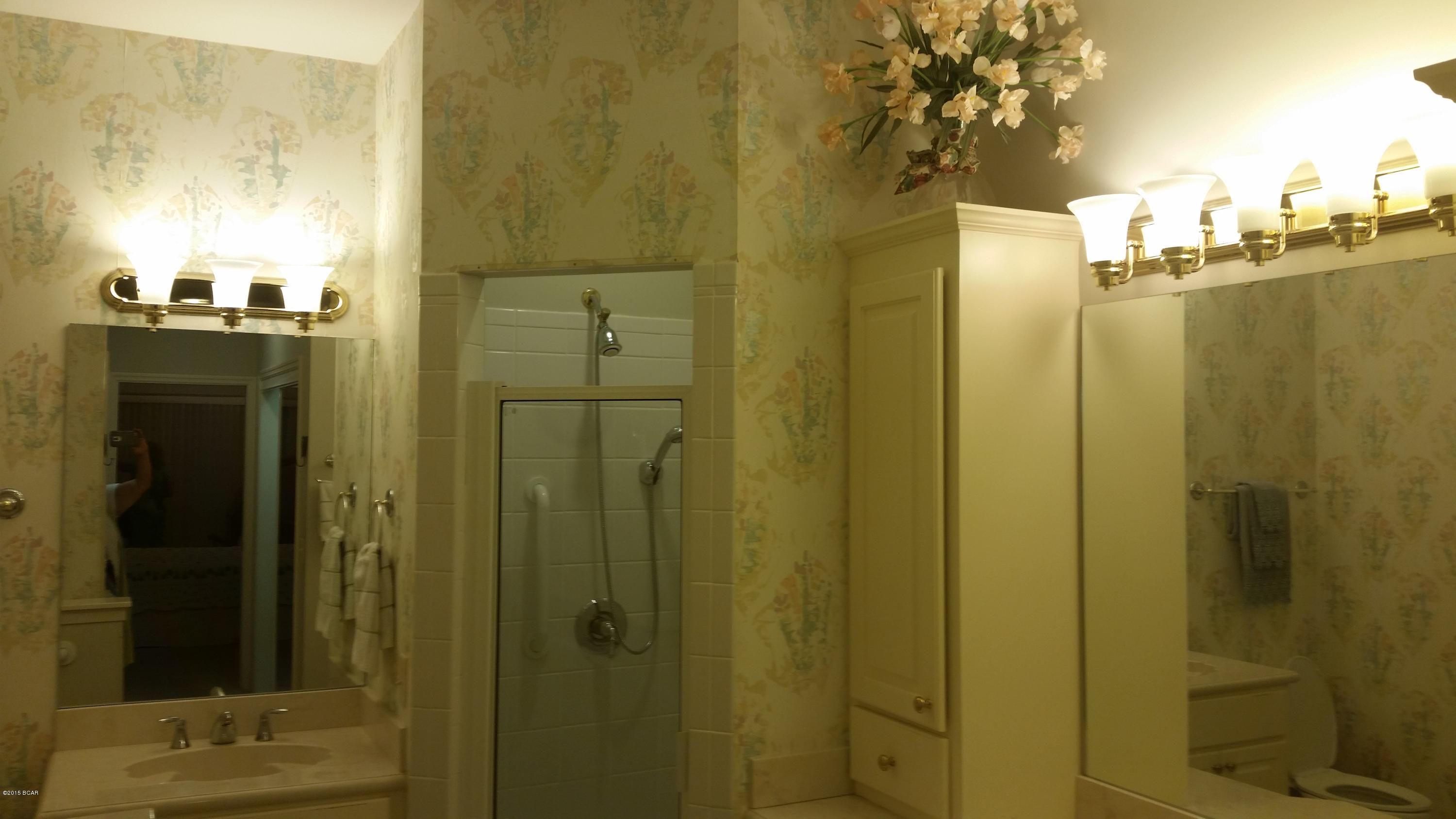 Oaks Plantation - Residential