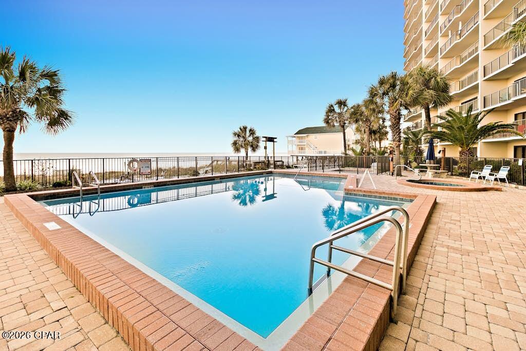 The Commodore - Residential