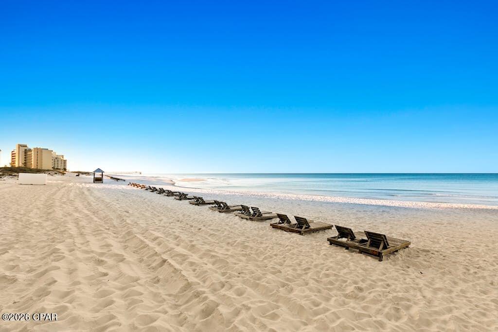 The Commodore - Residential