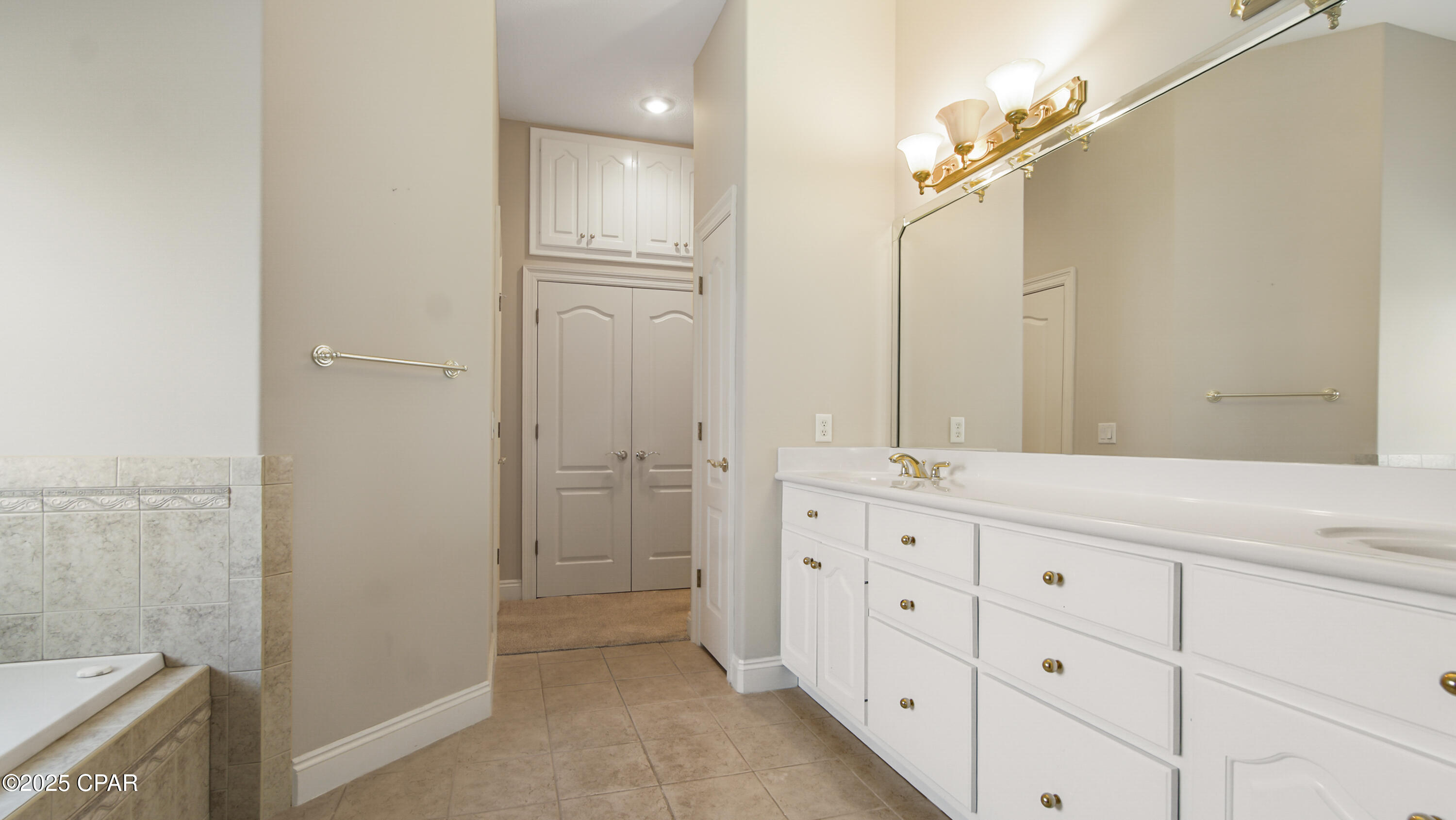 Kings Point 1st Add - Residential