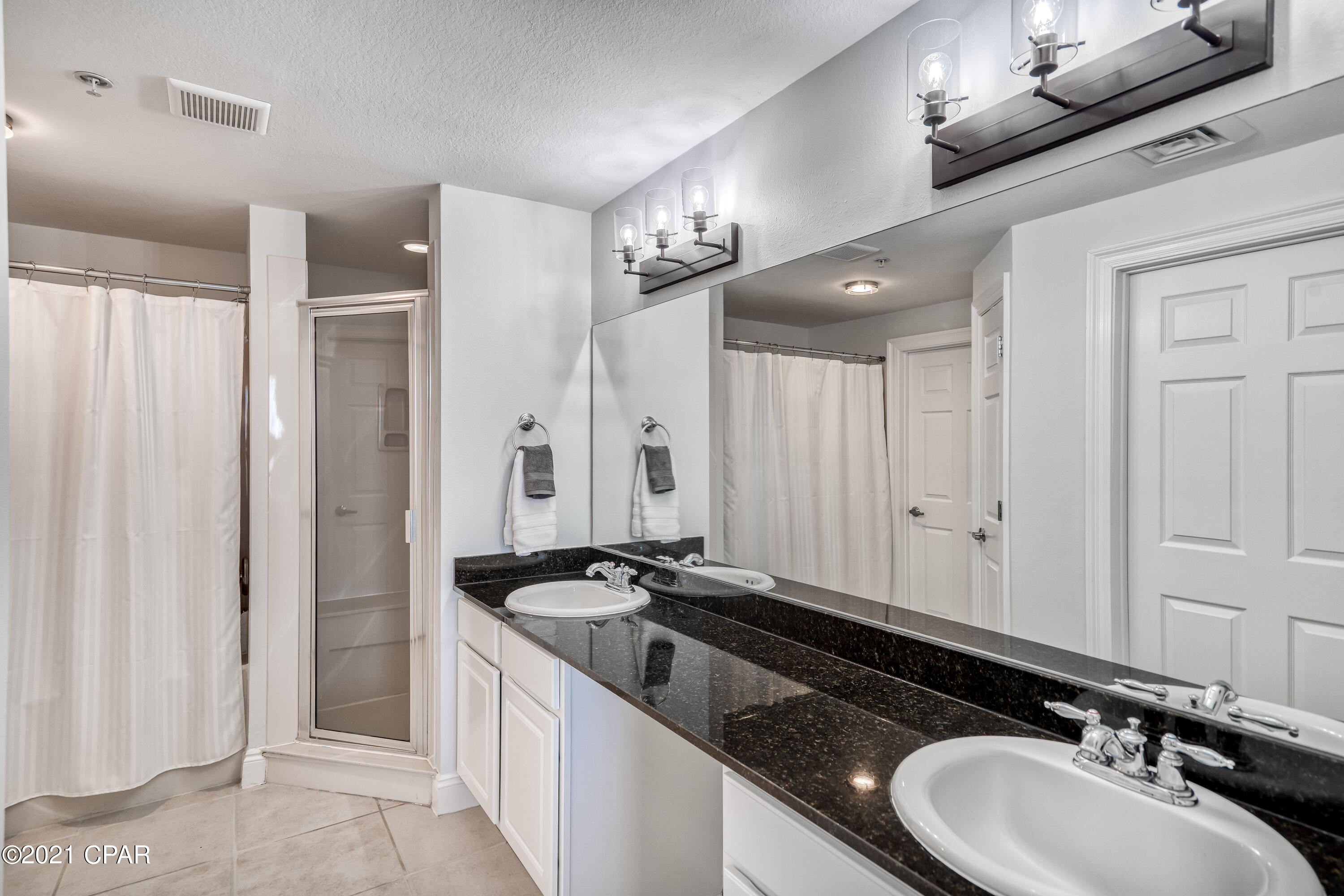 Calypso Towers I - Residential